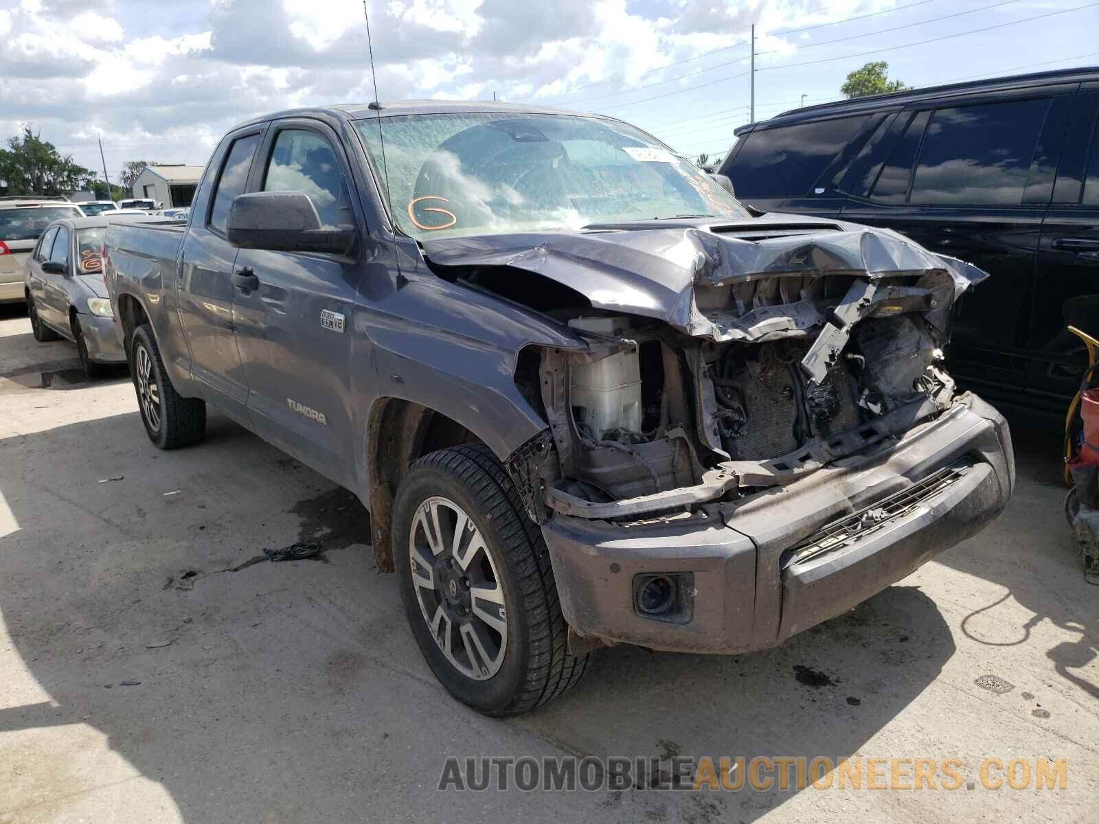 5TFUW5F16JX727083 TOYOTA TUNDRA 2018