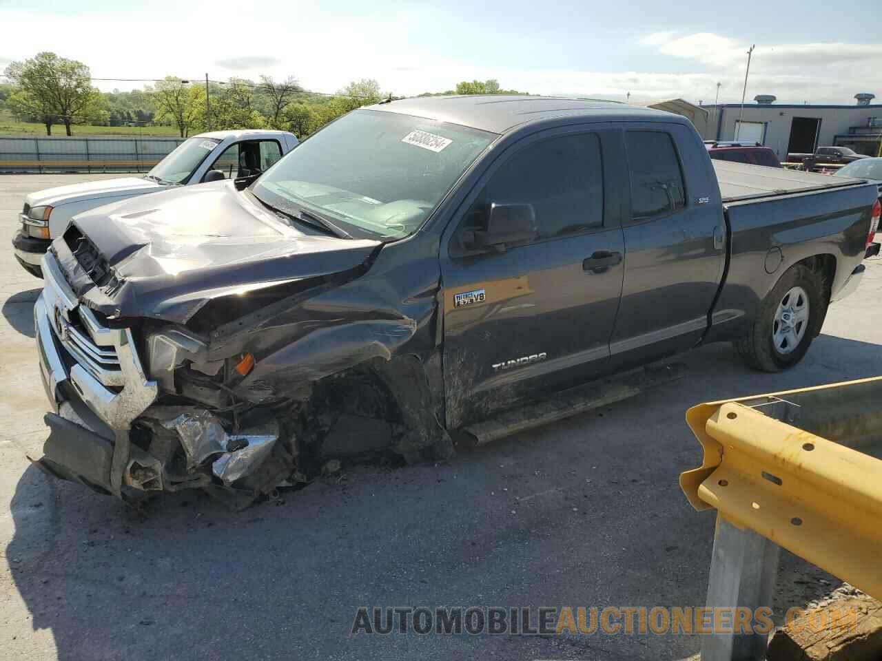 5TFUW5F18HX677121 TOYOTA TUNDRA 2017