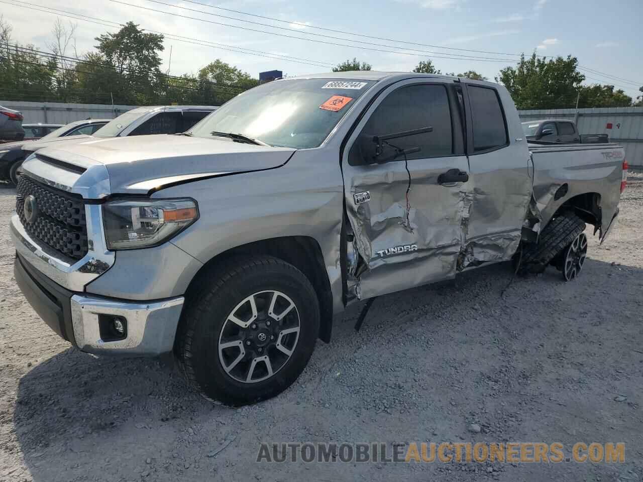 5TFUW5F18JX745780 TOYOTA TUNDRA 2018