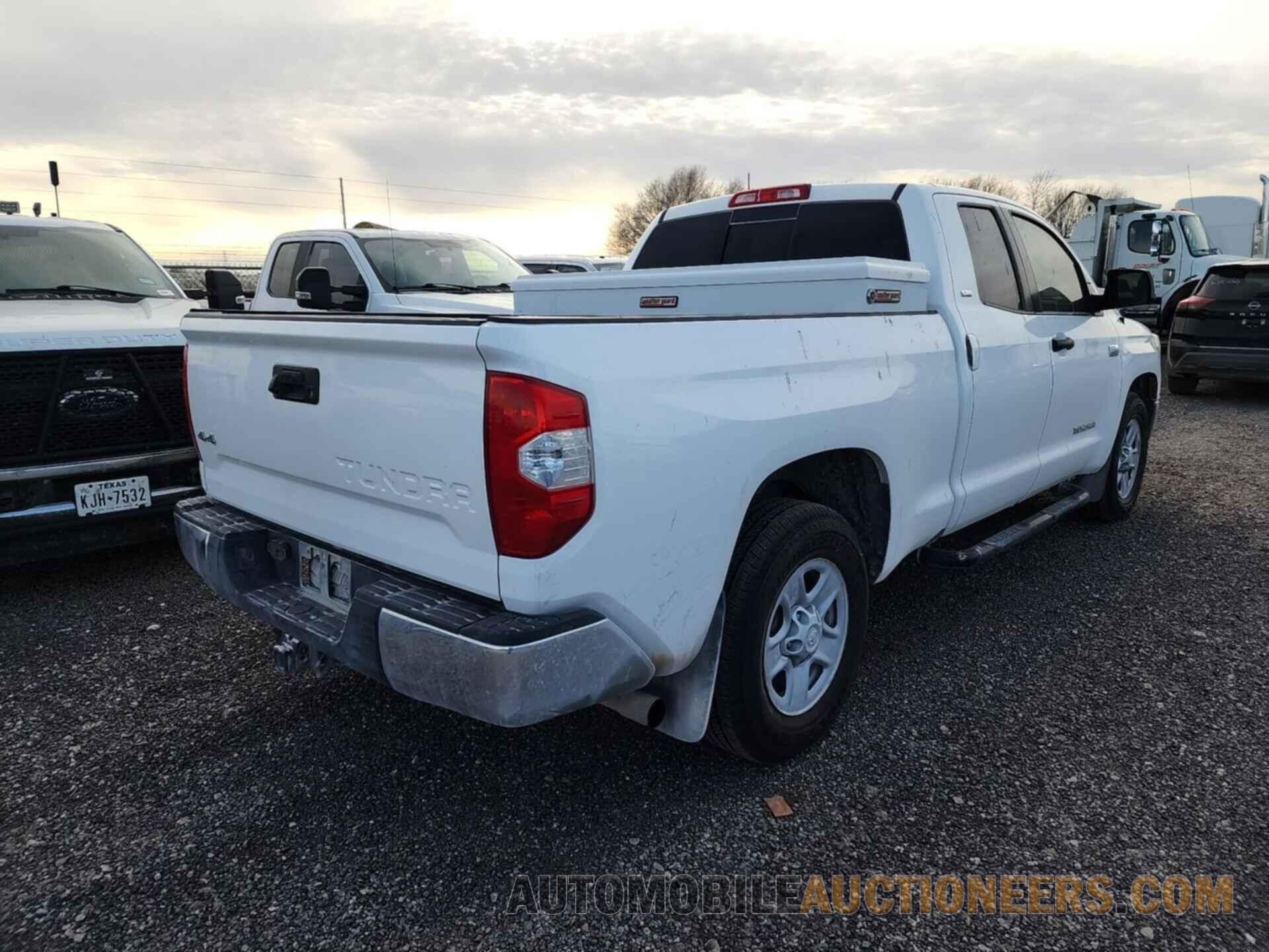 5TFUW5F18JX760117 TOYOTA TUNDRA 2018