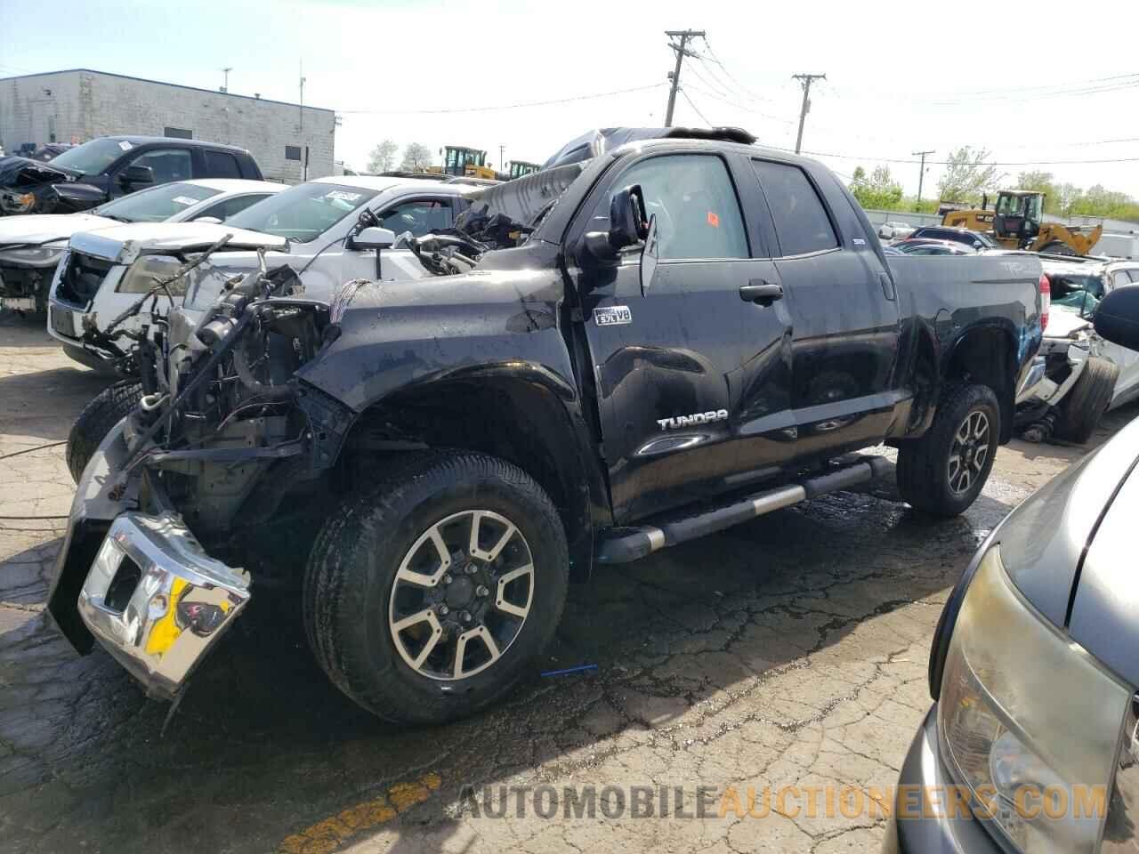 5TFUW5F1XHX633721 TOYOTA TUNDRA 2017