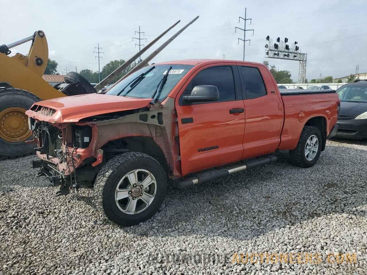 5TFUW5F1XHX649028 TOYOTA TUNDRA 2017