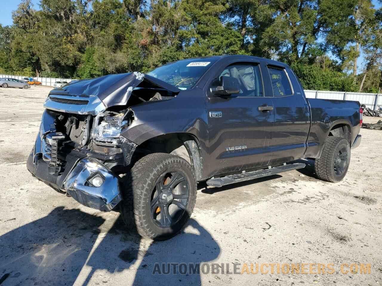 5TFUW5F1XHX665021 TOYOTA TUNDRA 2017