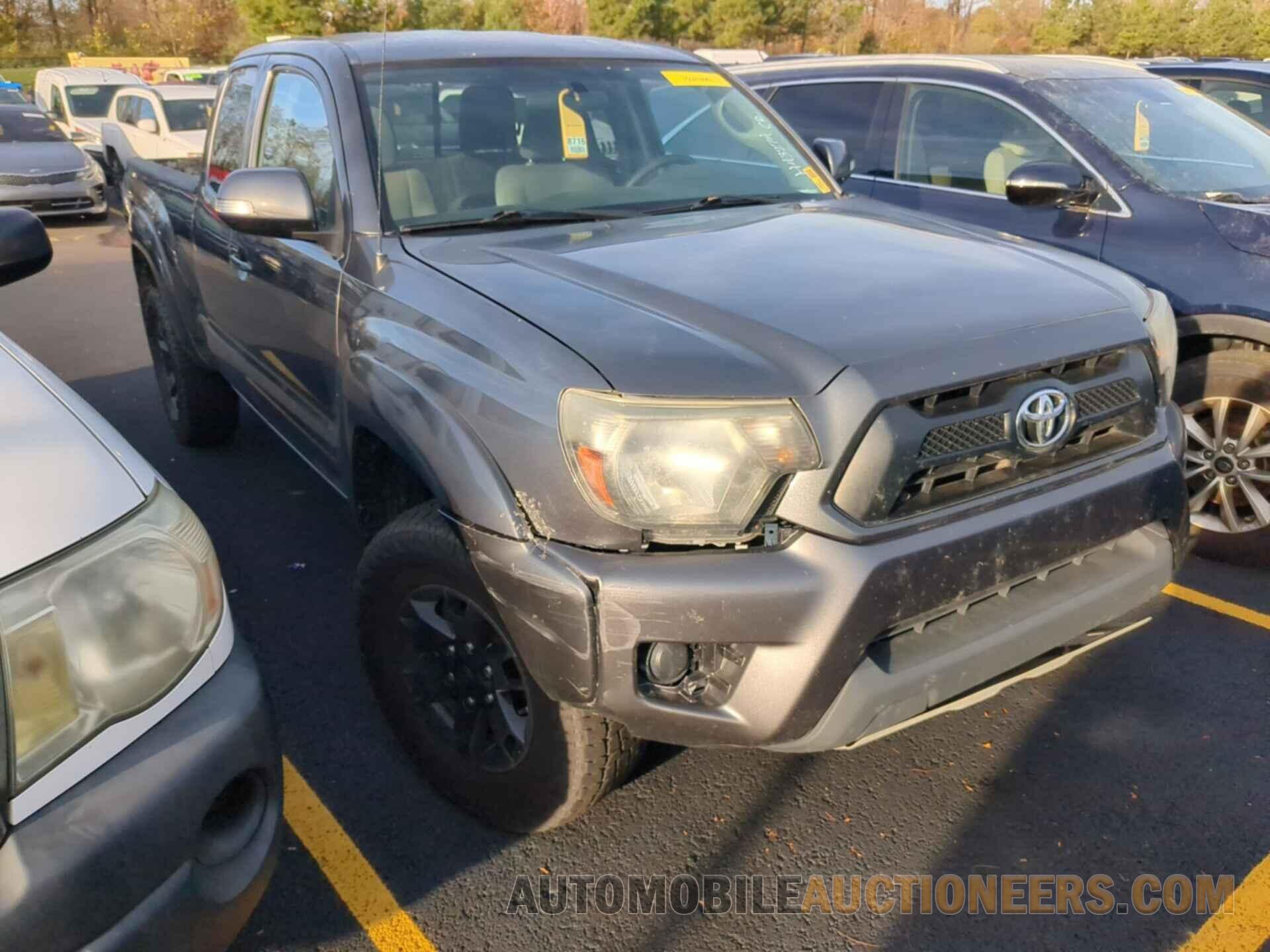 5TFUX4EN6FX034632 TOYOTA TACOMA 2015