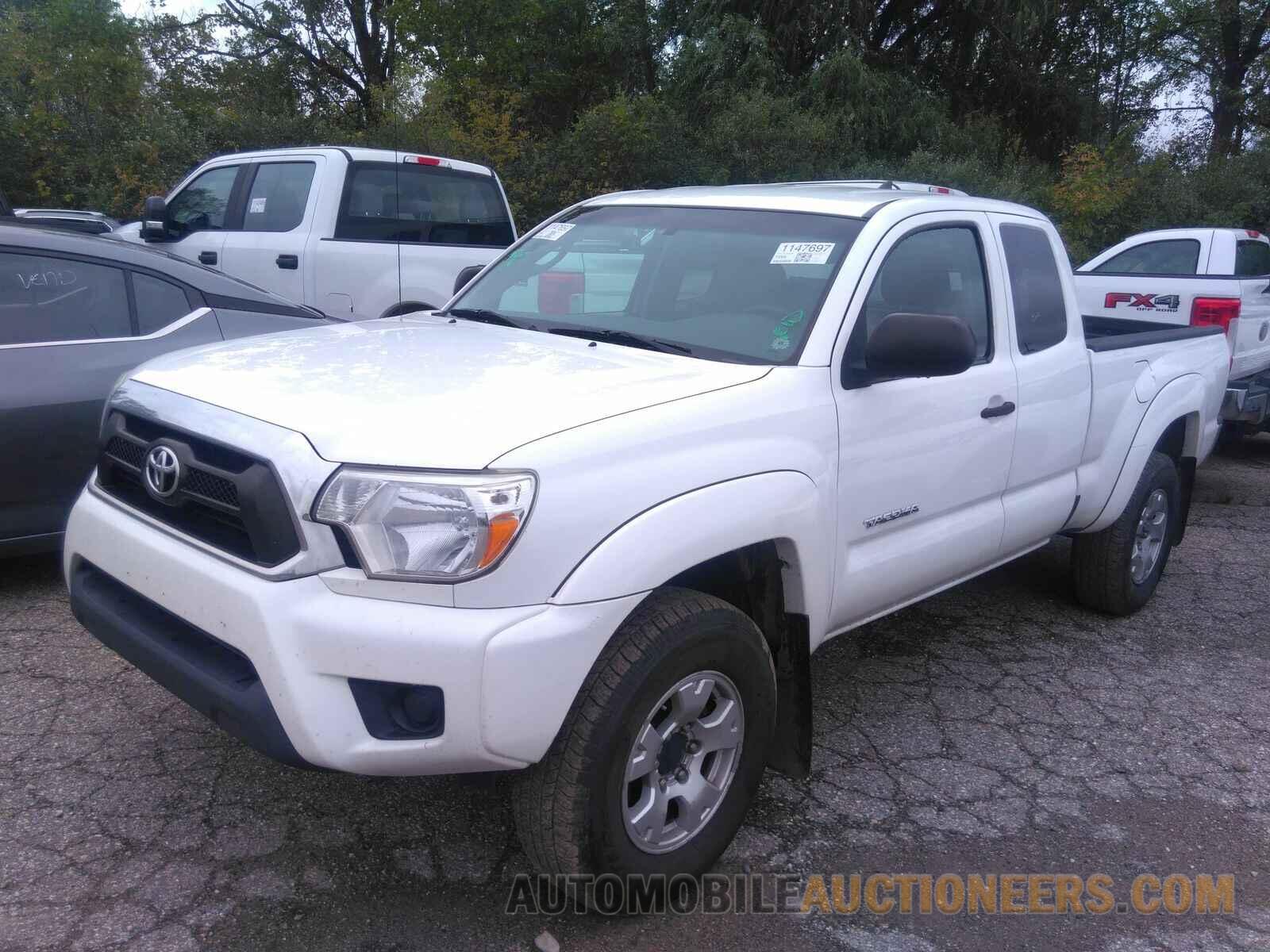 5TFUX4ENXFX038926 Toyota Tacoma 4WD 2015