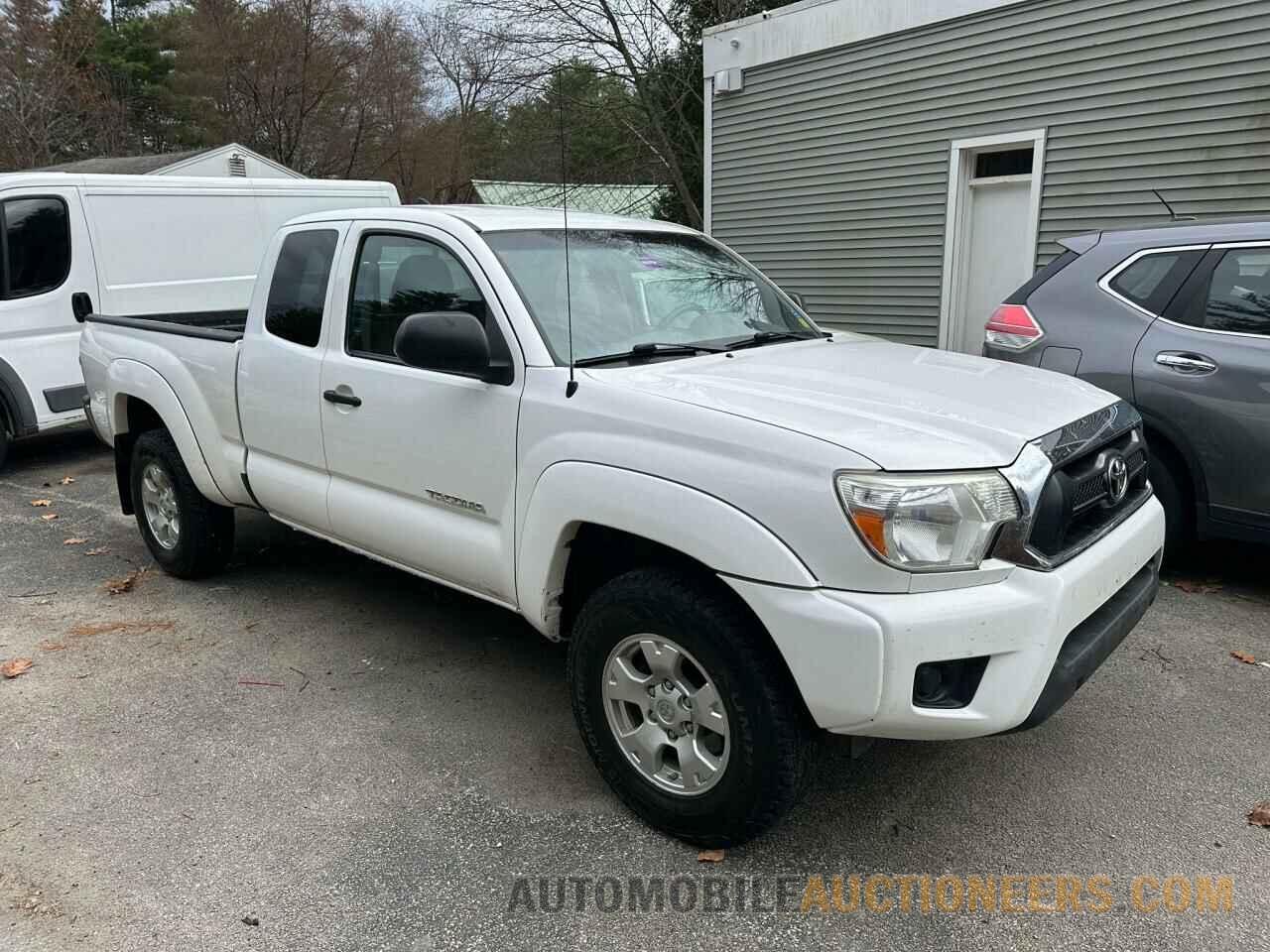 5TFUX4ENXFX039848 TOYOTA TACOMA 2015