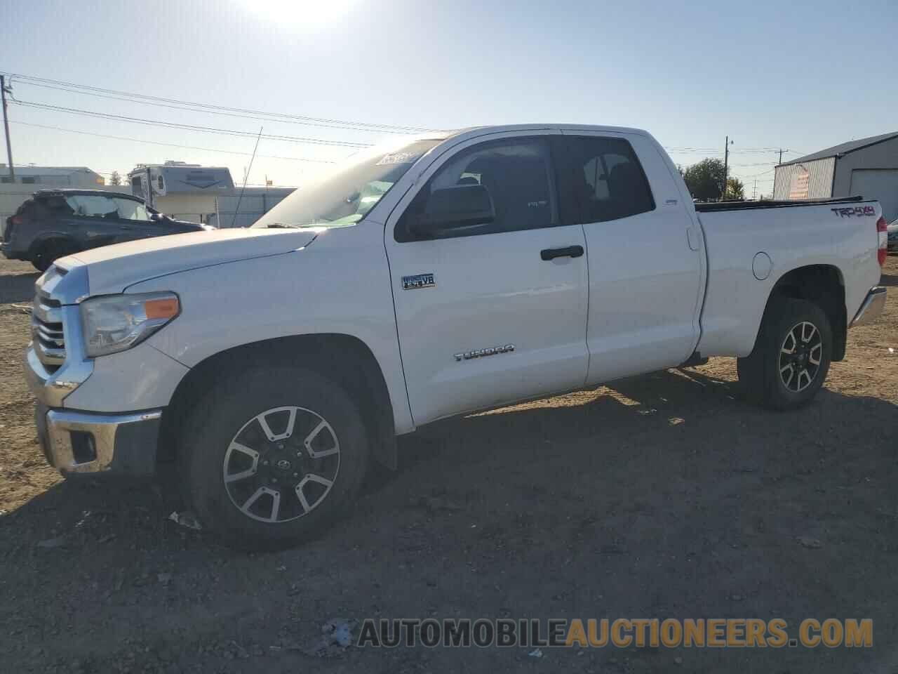 5TFUY5F12HX665024 TOYOTA TUNDRA 2017