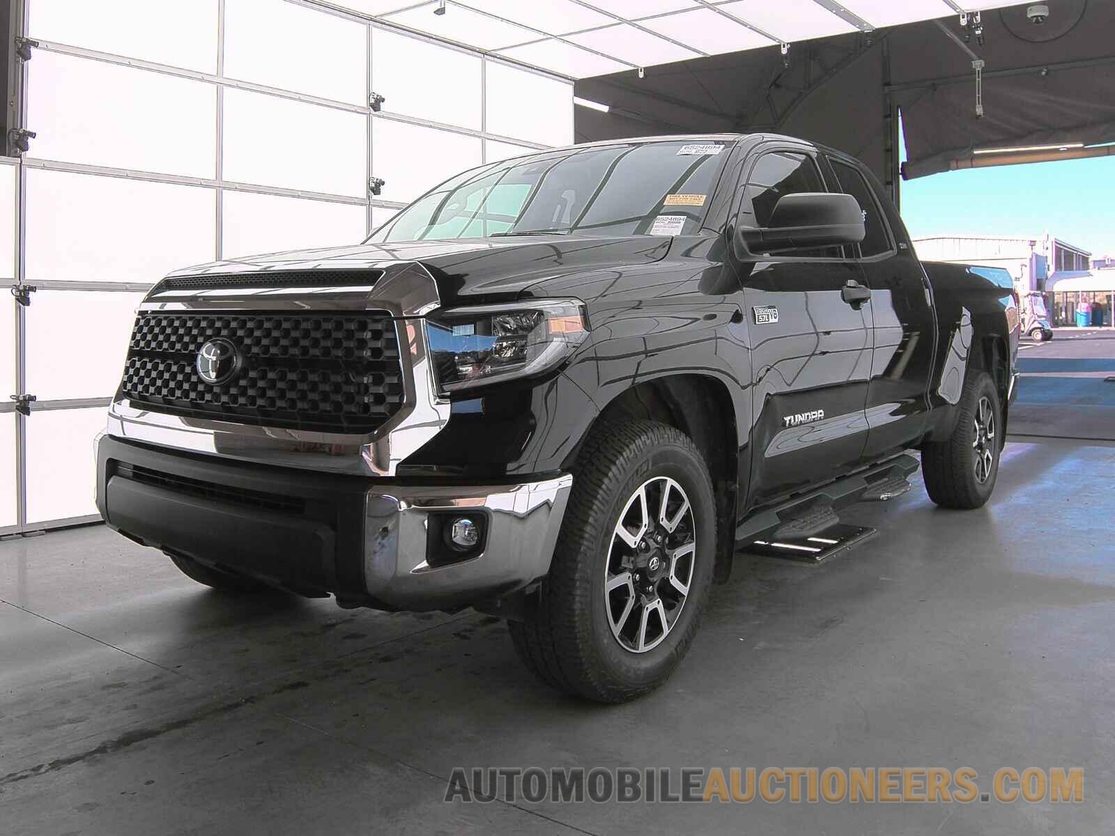 5TFUY5F13LX905755 Toyota Tundra 2020