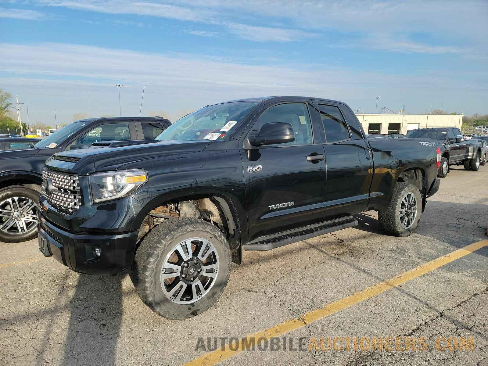 5TFUY5F17JX734327 Toyota Tundra 2018