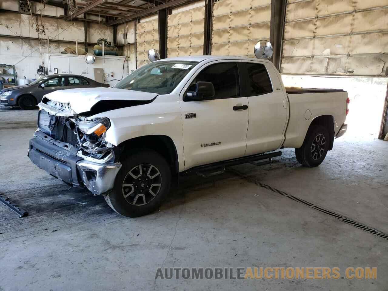 5TFUY5F18FX439891 TOYOTA TUNDRA 2015