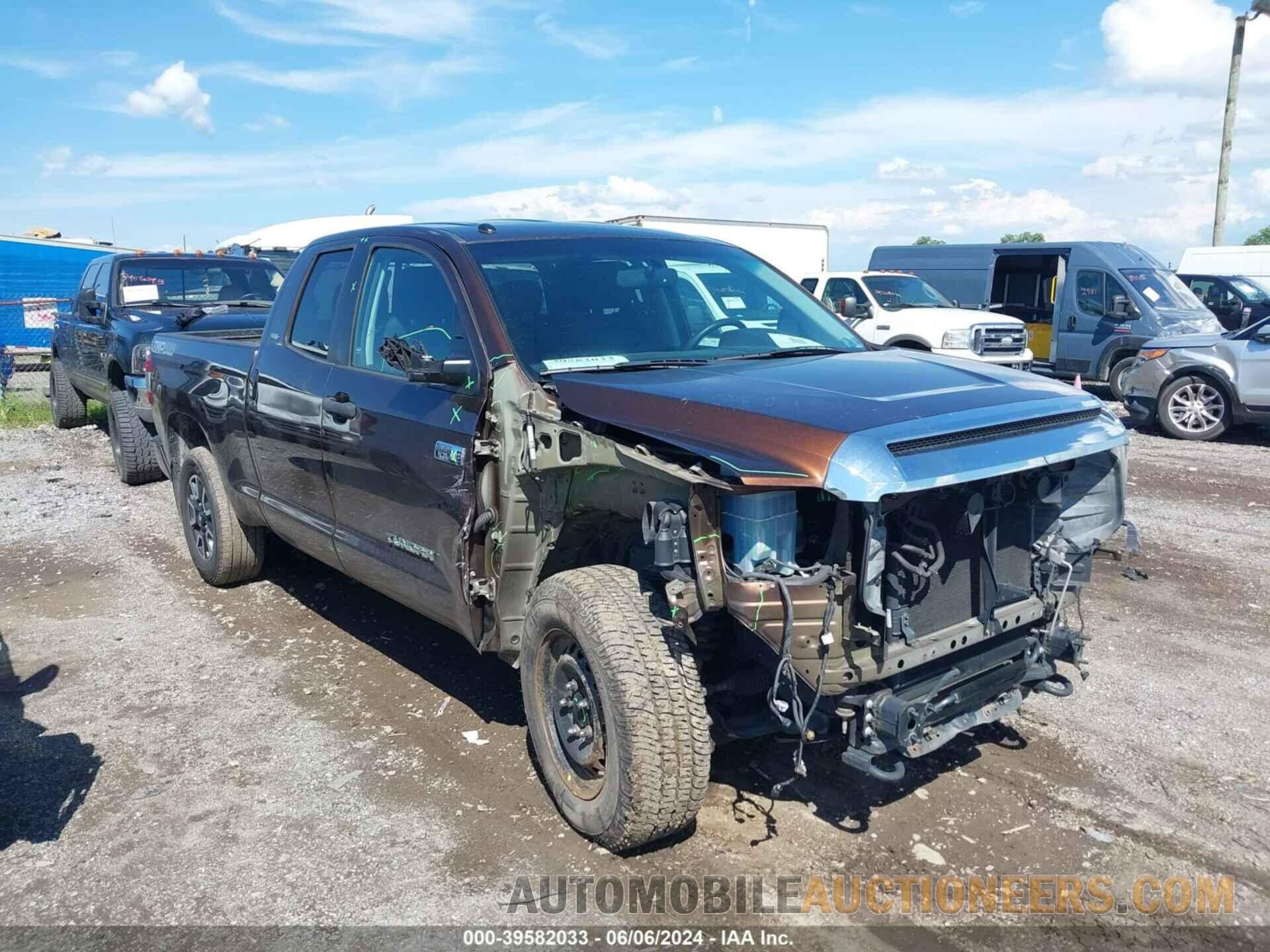 5TFUY5F18HX628852 TOYOTA TUNDRA 2017