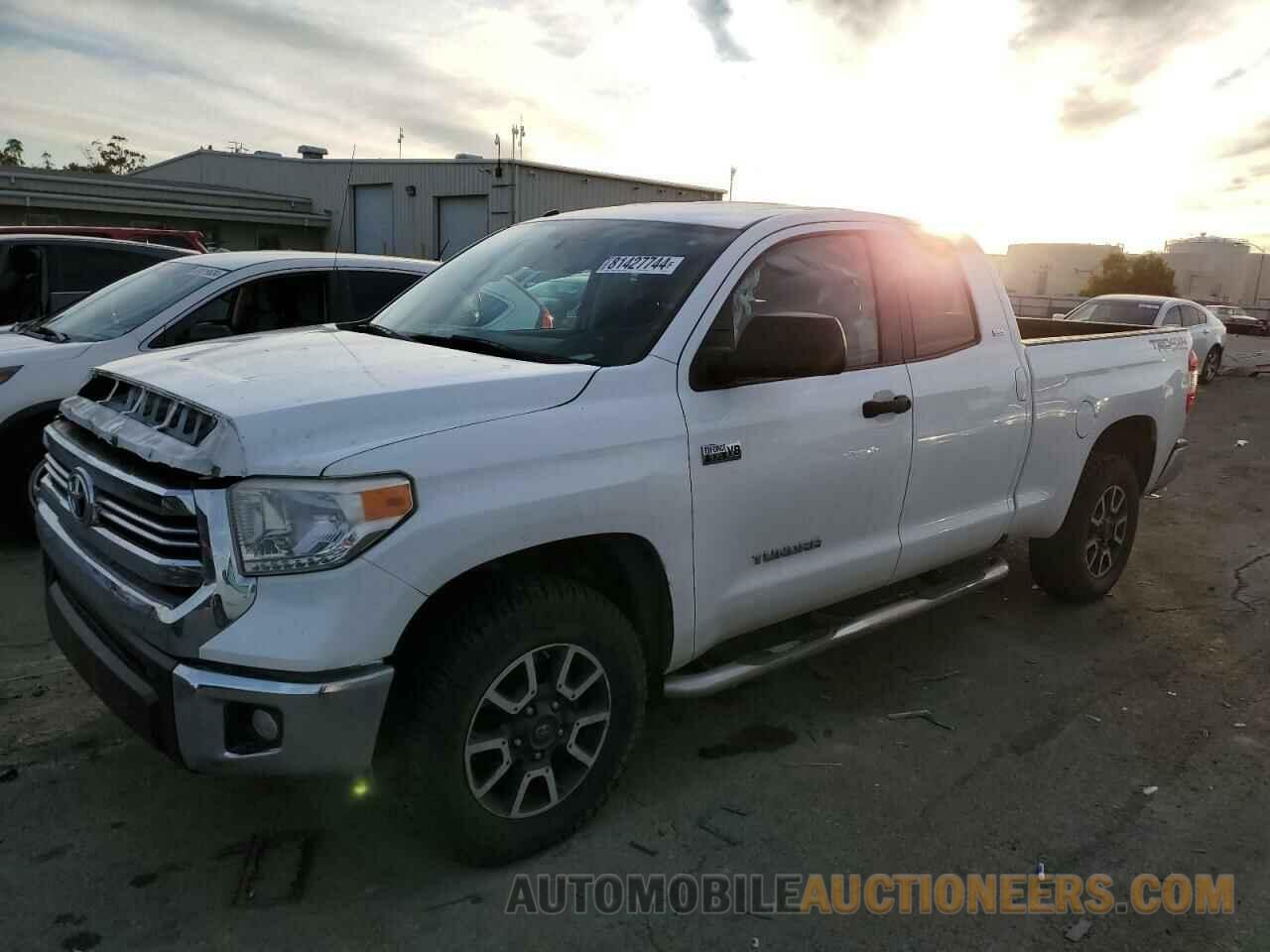 5TFUY5F19HX591052 TOYOTA TUNDRA 2017