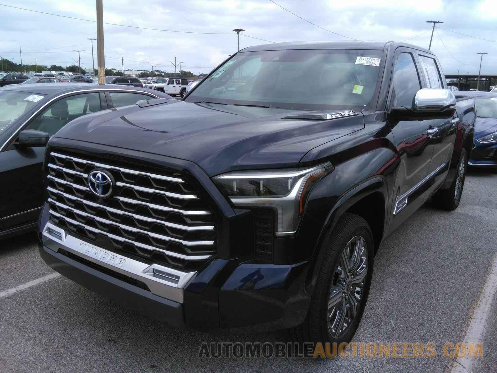 5TFVC5DB8NX011493 Toyota Tundra 4WD 2022