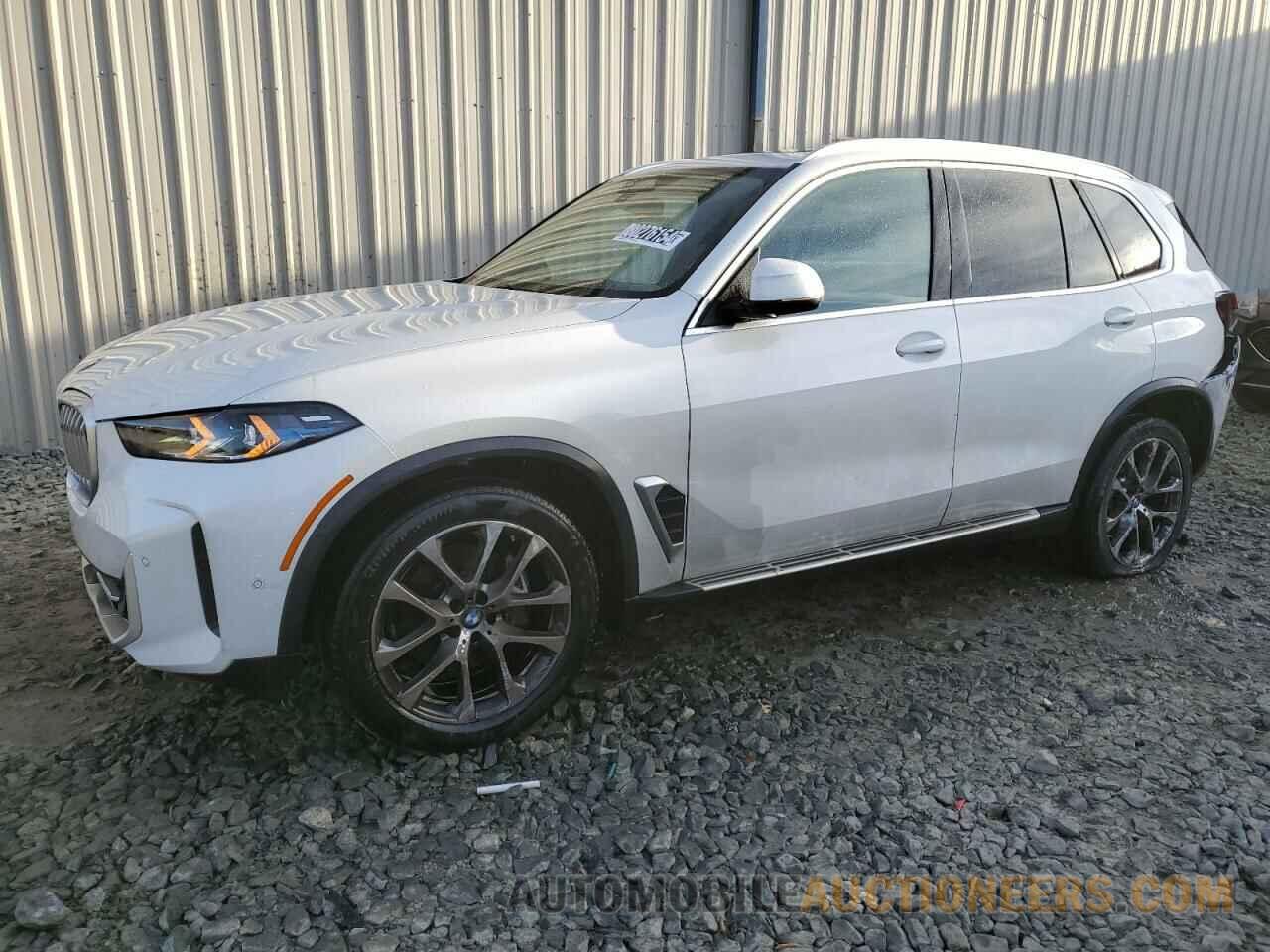 5UX13EU00R9U02529 BMW X5 2024