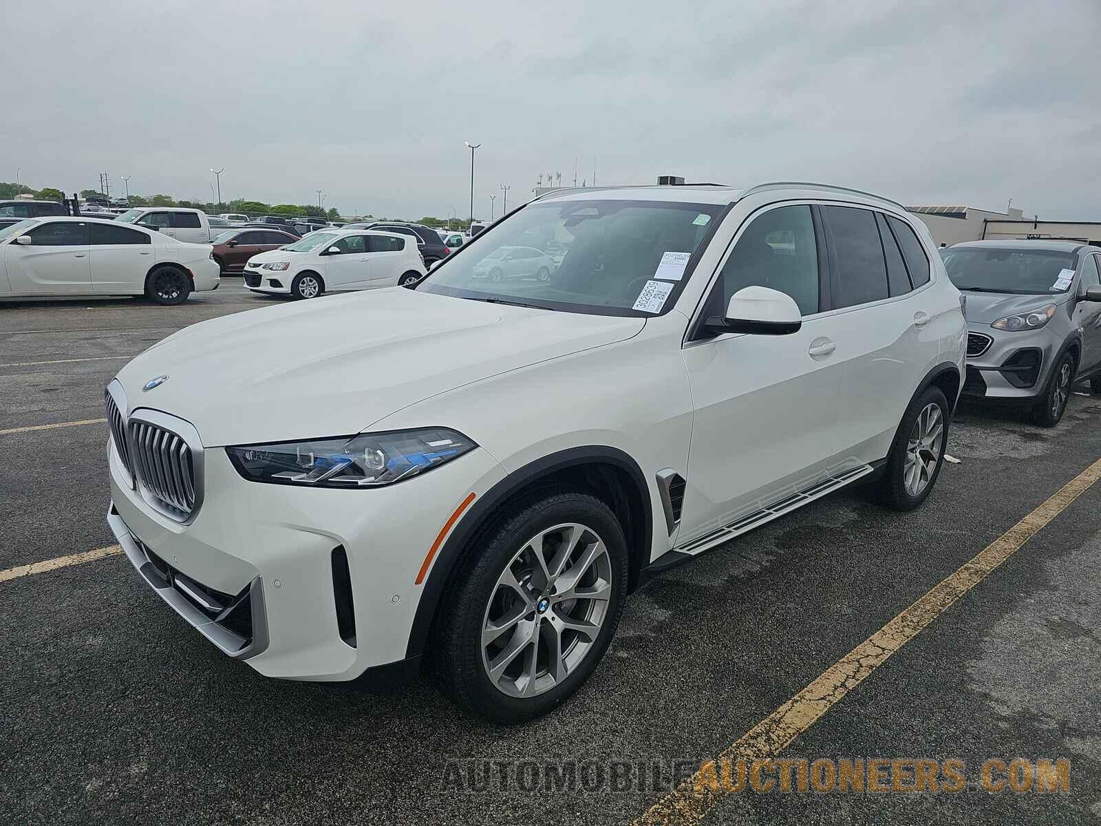 5UX13EU02R9S83334 BMW X5 2024