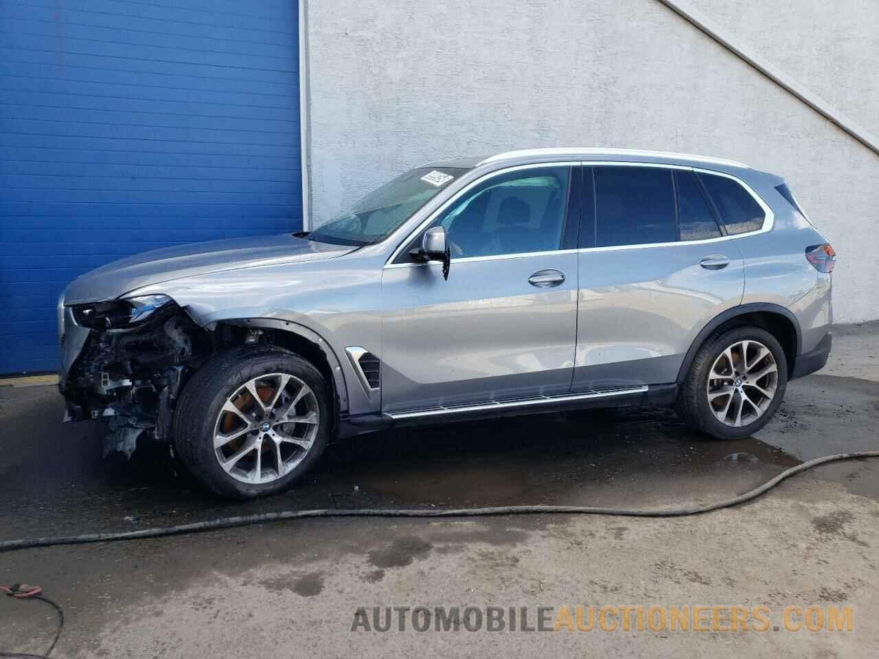 5UX13EU02R9T54144 BMW X5 2024