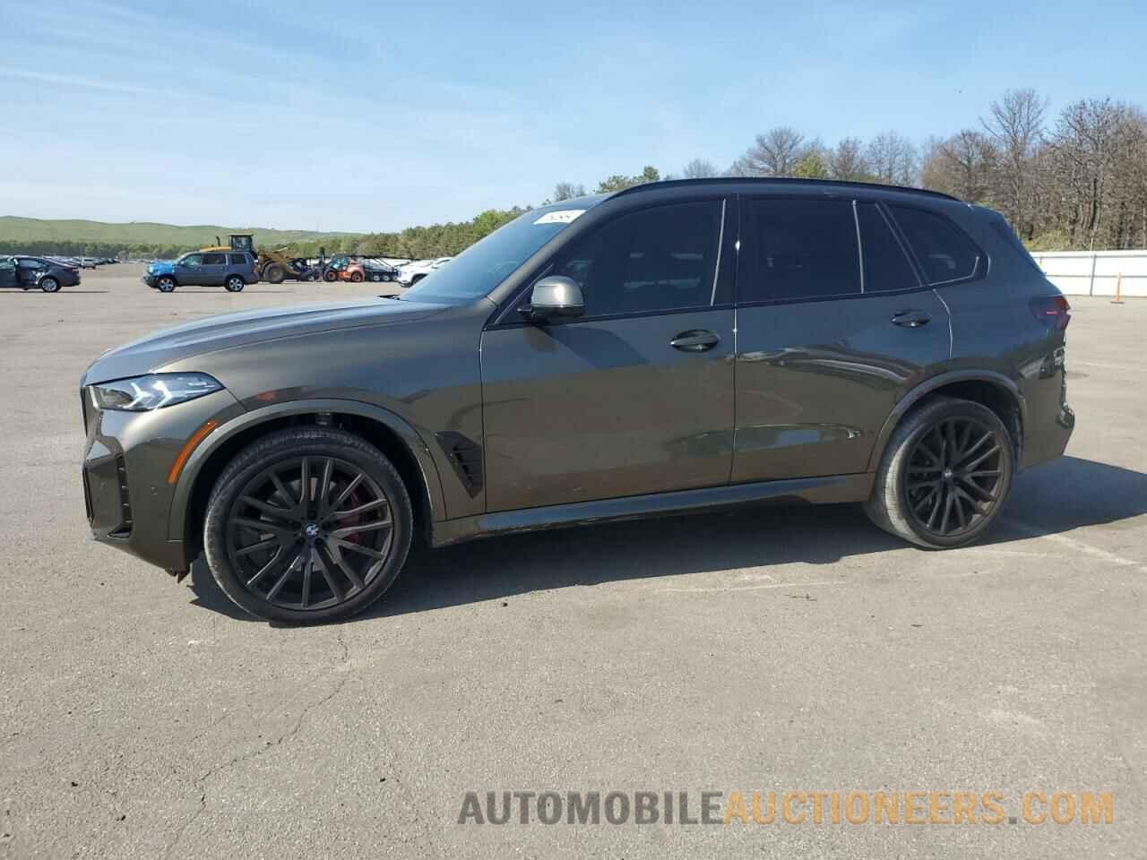 5UX13EU03R9S21859 BMW X5 2024