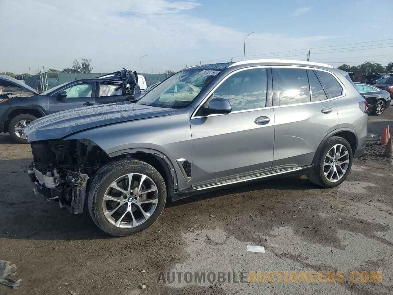 5UX13EU03R9U92873 BMW X5 2024