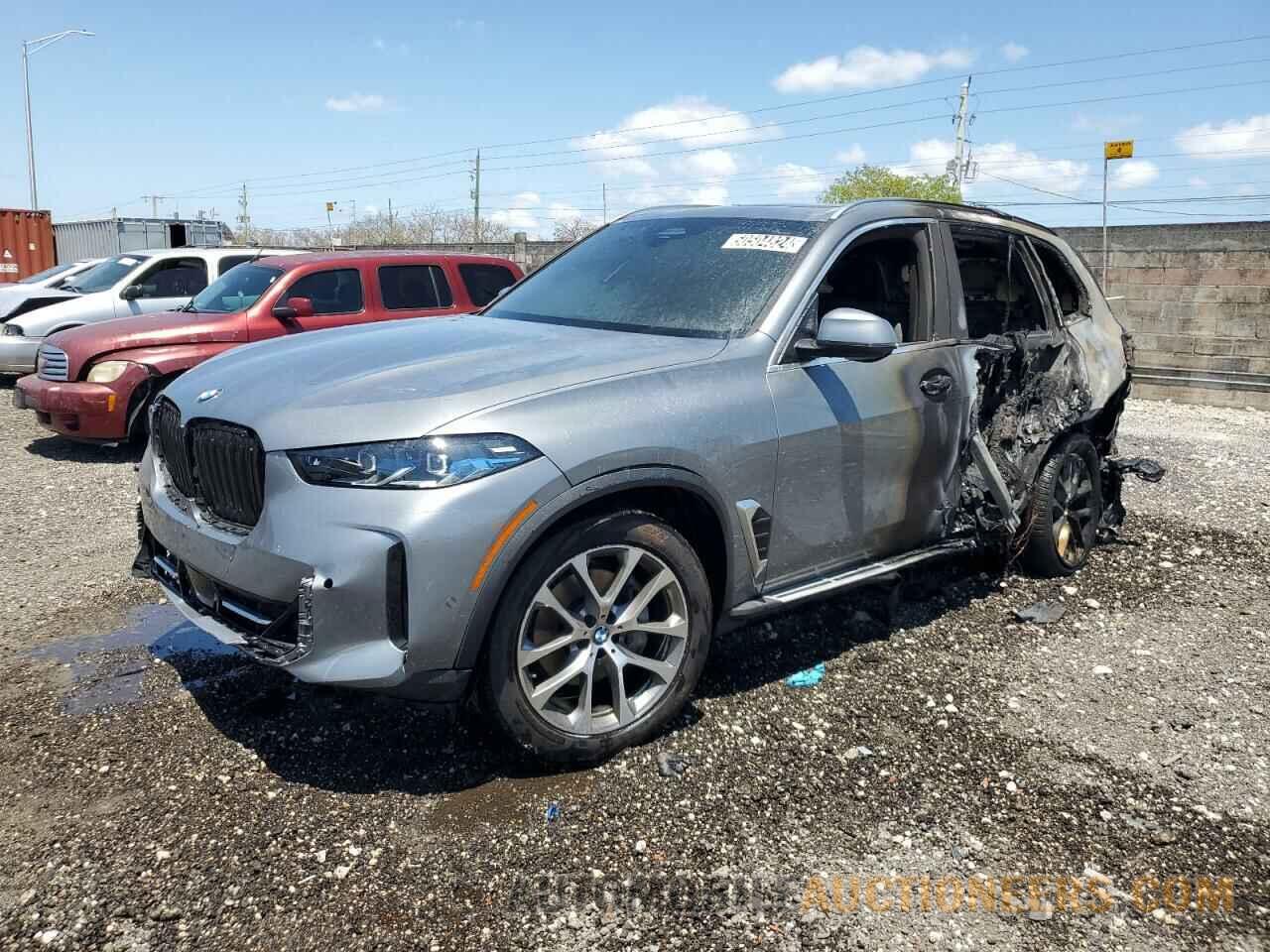 5UX13EU05R9U04115 BMW X5 2024