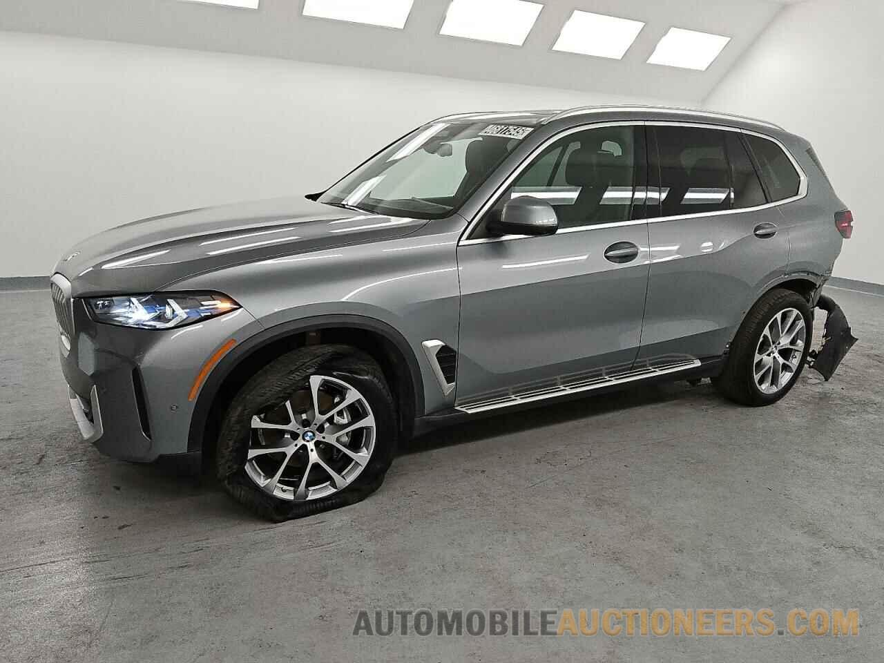 5UX13EU06R9V29107 BMW X5 2024