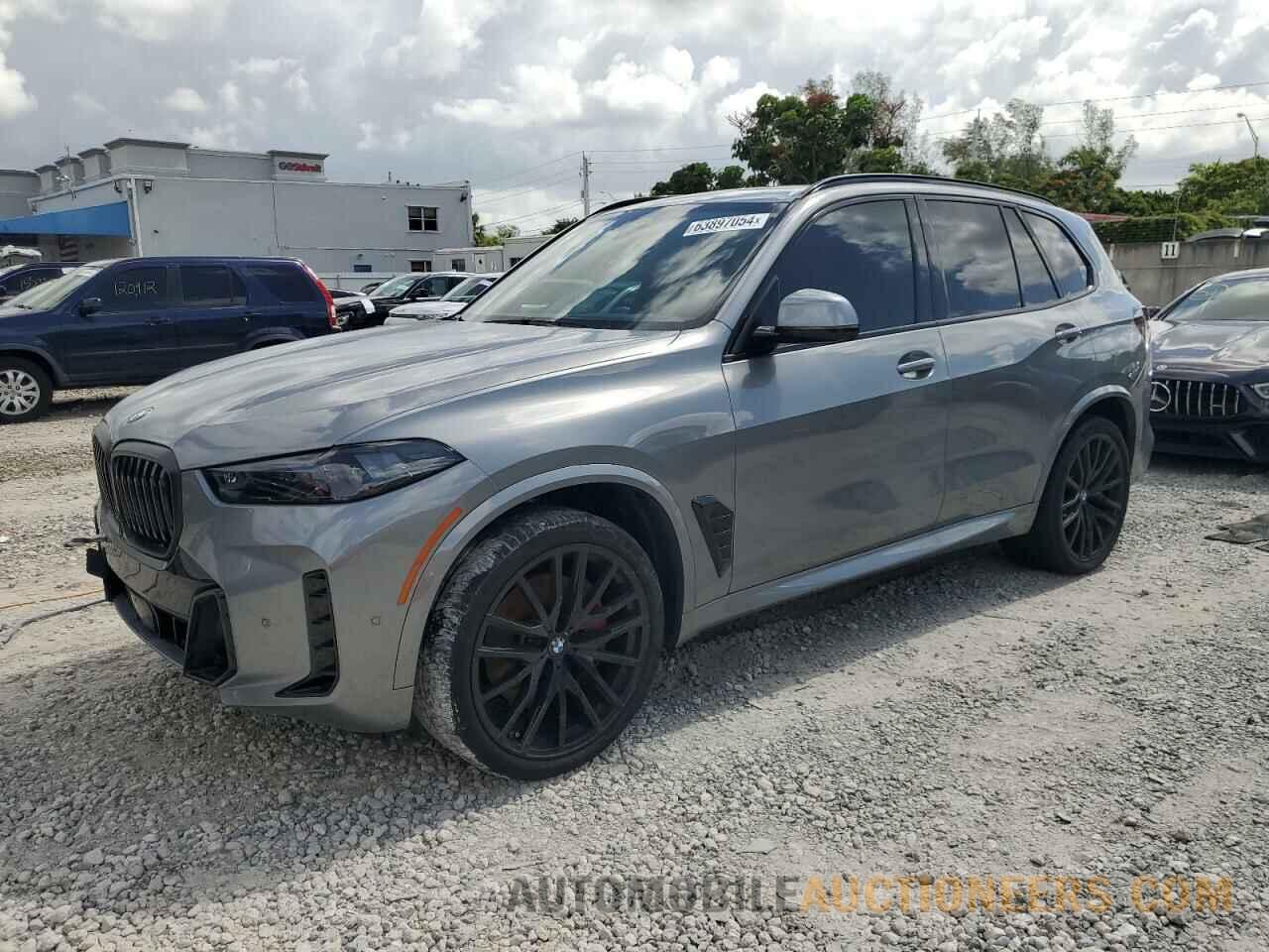 5UX13EU07R9S56338 BMW X5 2024