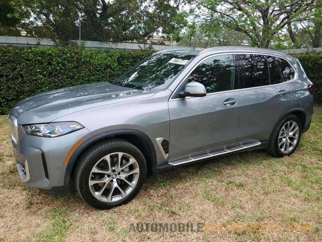 5UX13EU08R9T48249 BMW X5 2024