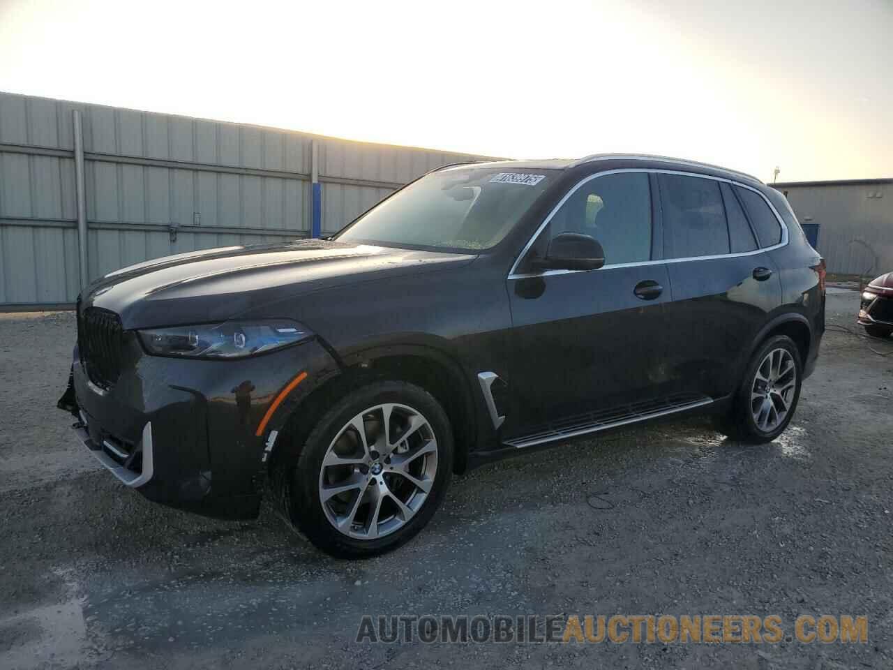 5UX13EU08R9T54181 BMW X5 2024