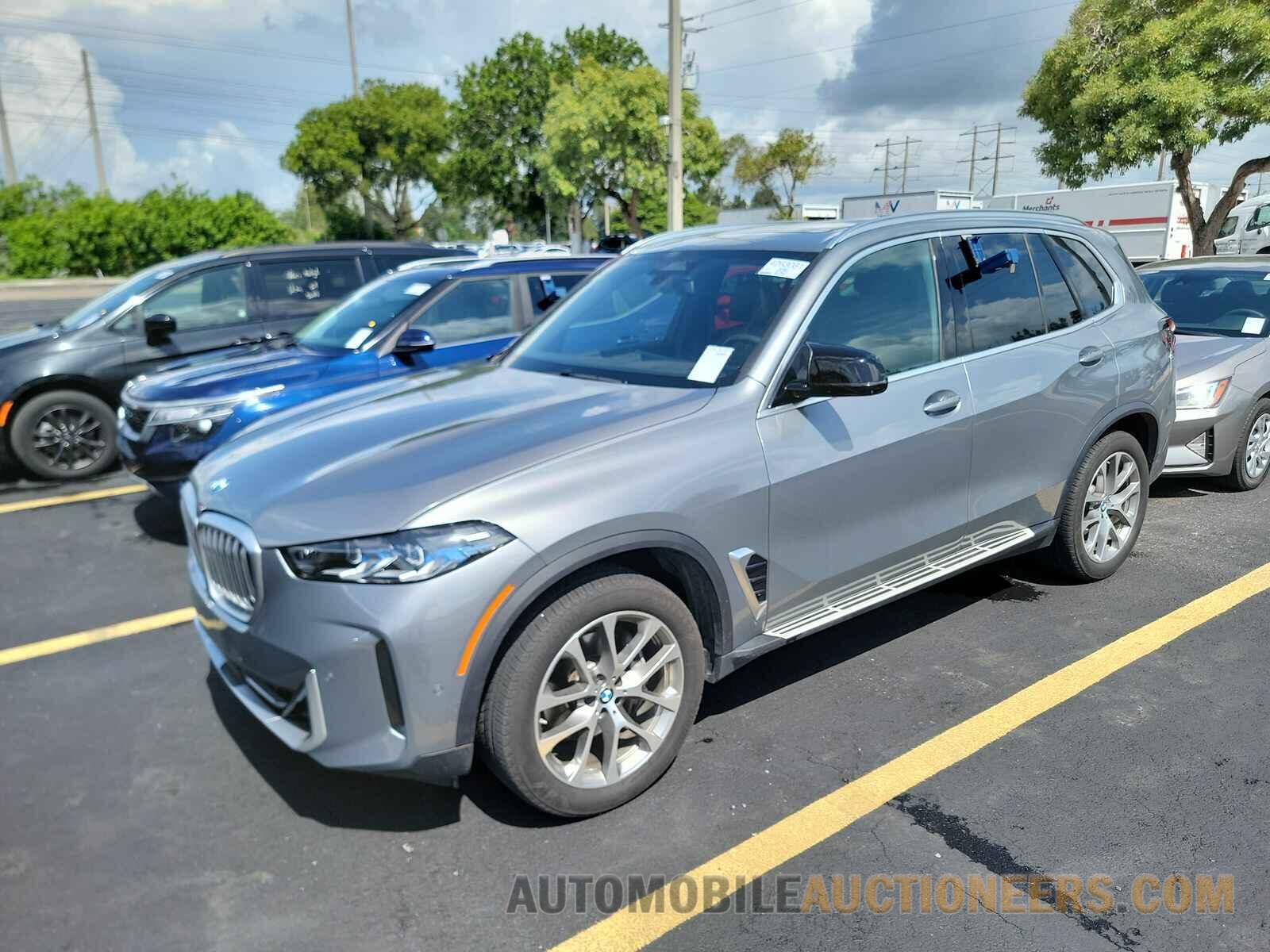 5UX13EU08R9U04058 BMW X5 2024