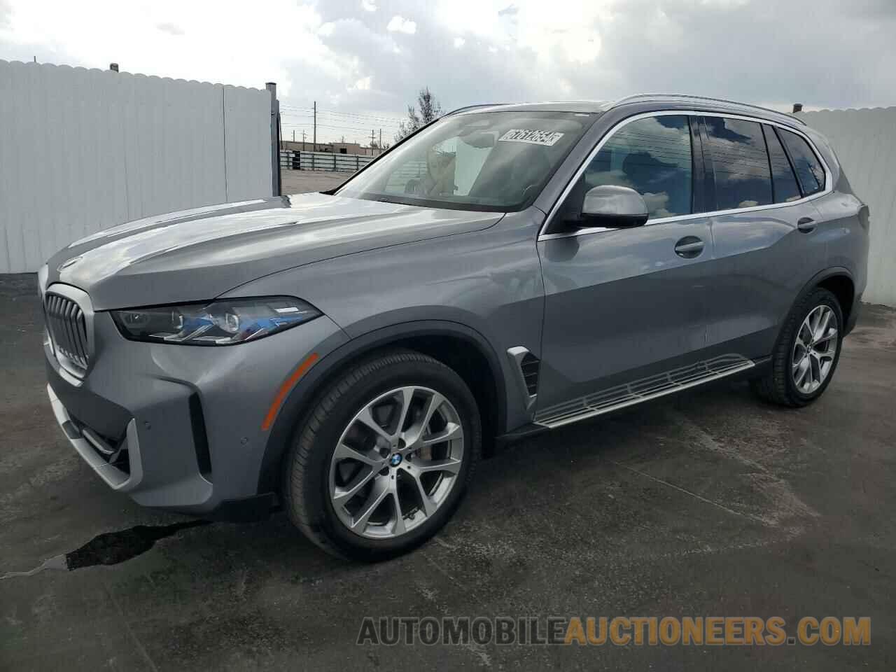 5UX13EU09R9S13166 BMW X5 2024