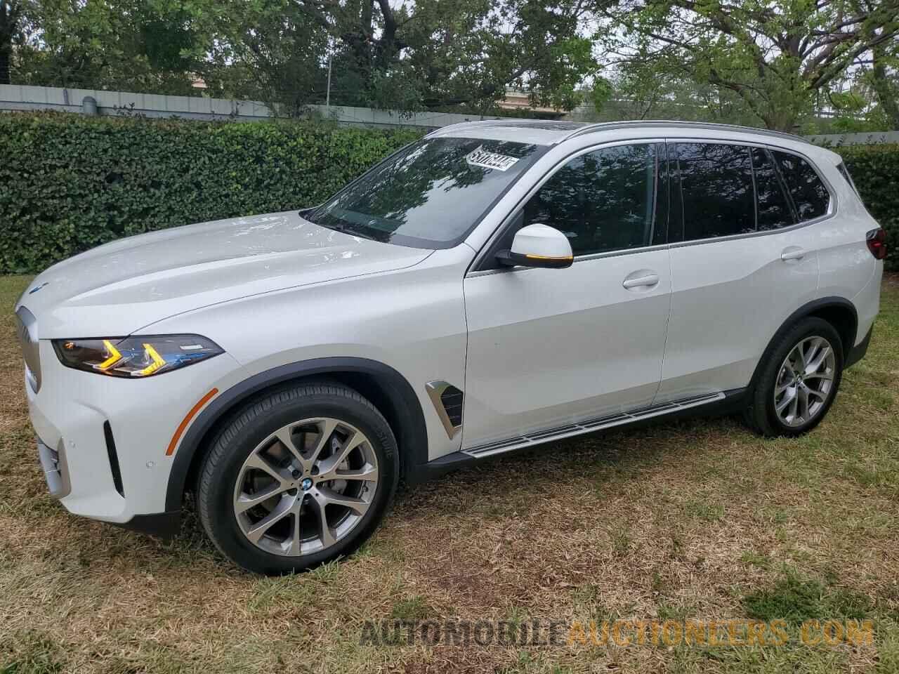 5UX13EU09R9T49345 BMW X5 2024