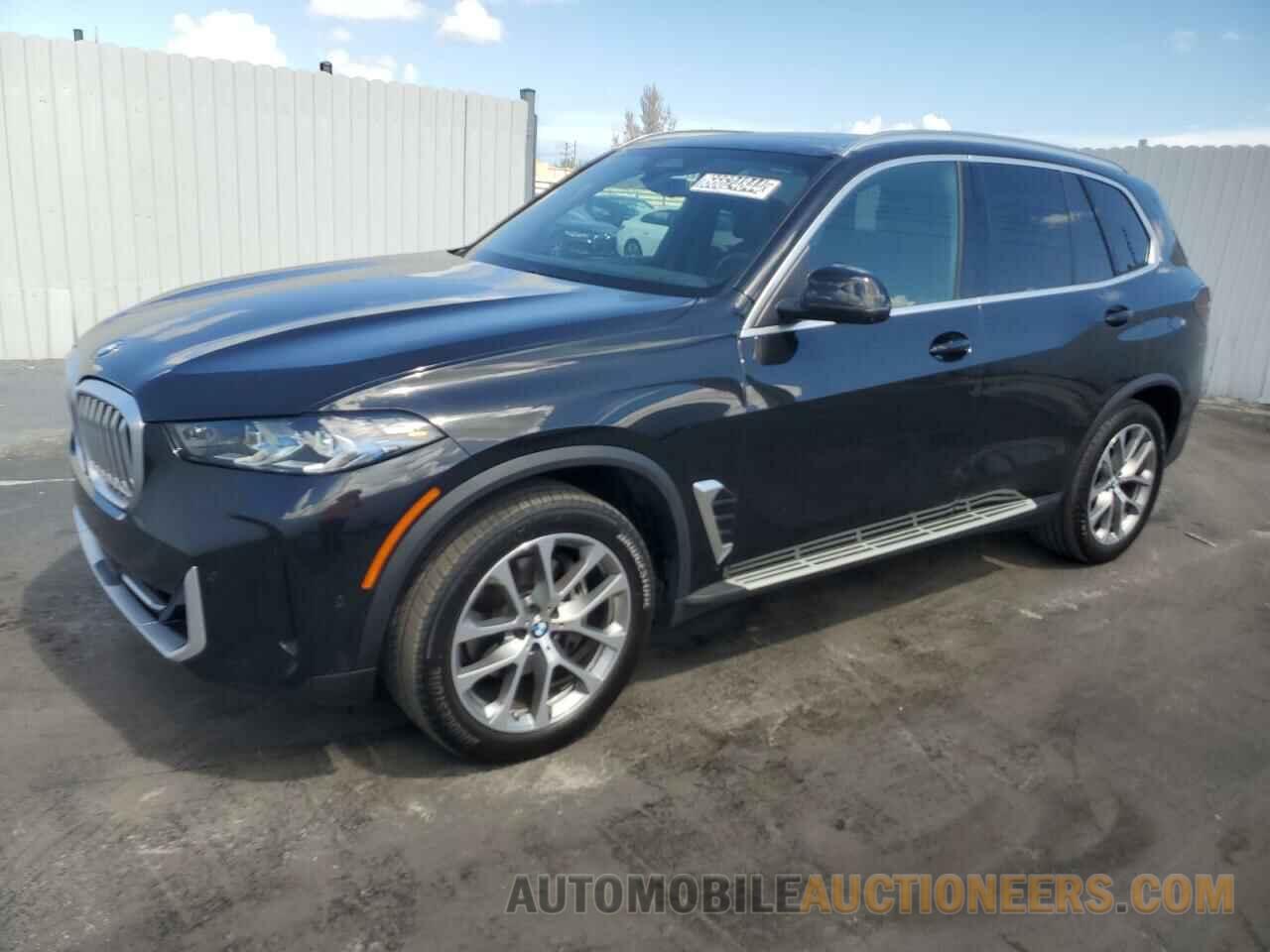 5UX13EU09R9V08901 BMW X5 2024