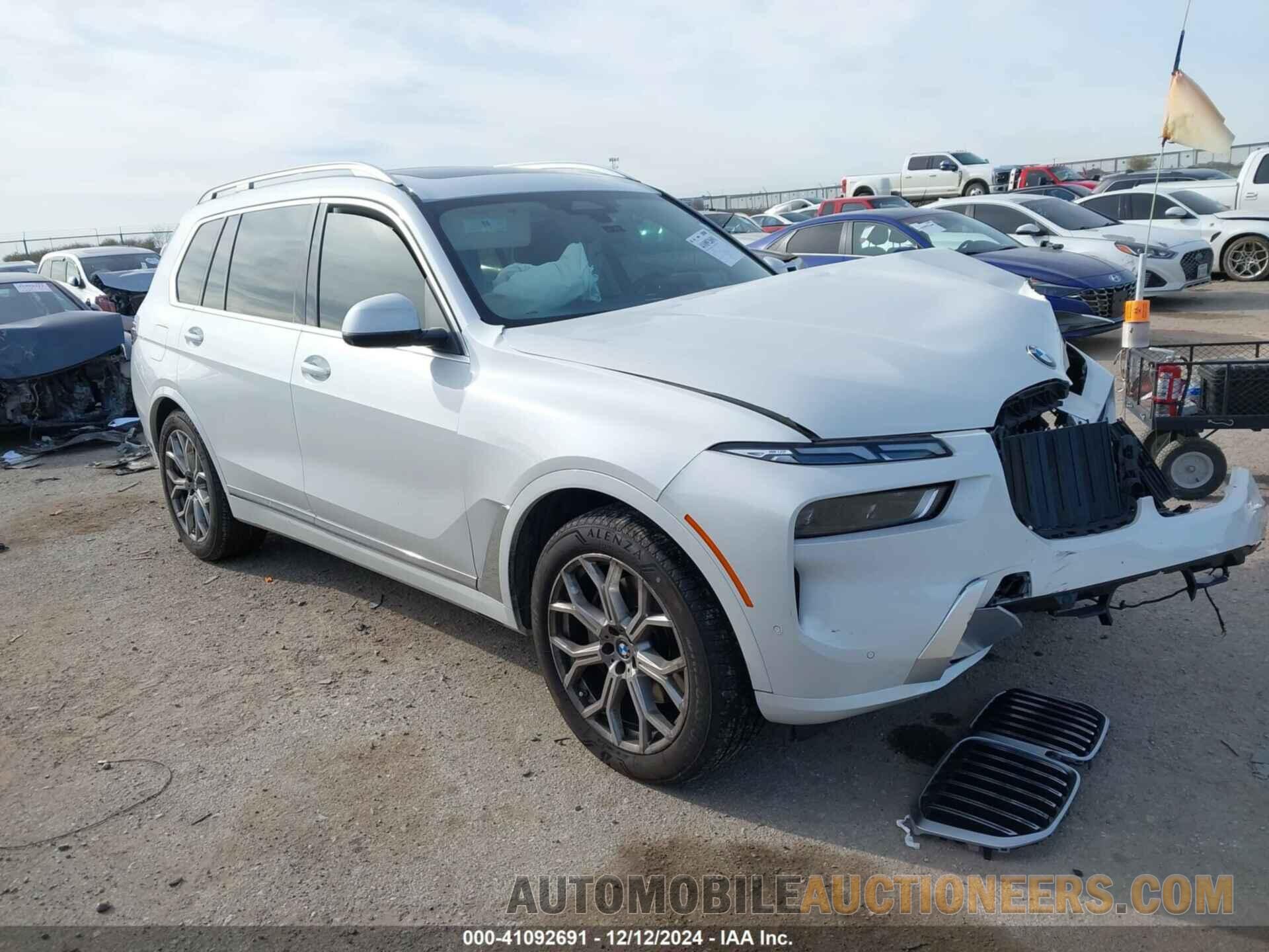 5UX23EM00P9P17736 BMW X7 2023