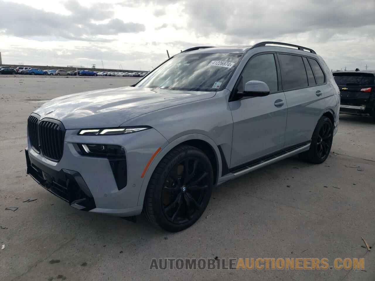 5UX23EM00R9T66748 BMW X7 2024