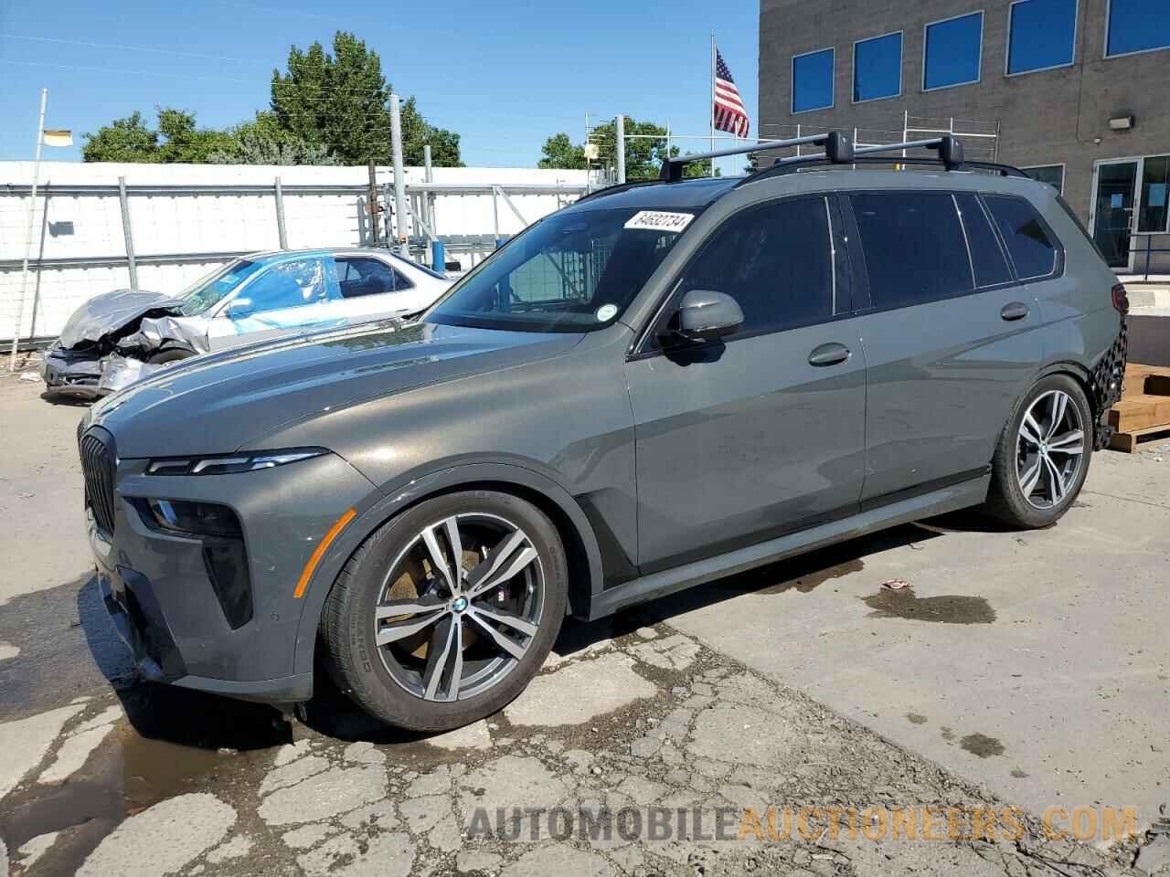 5UX23EM00R9U98263 BMW X7 2024