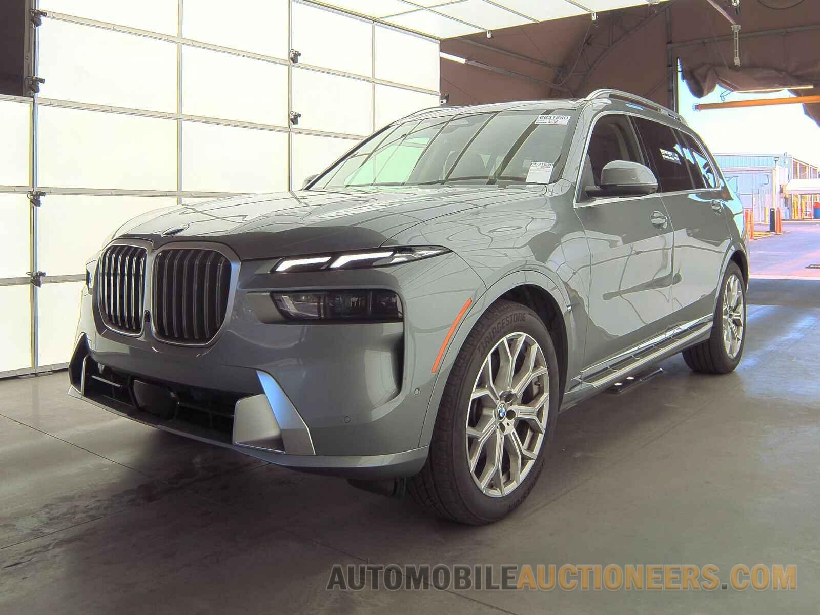 5UX23EM00R9V08726 BMW X7 2024