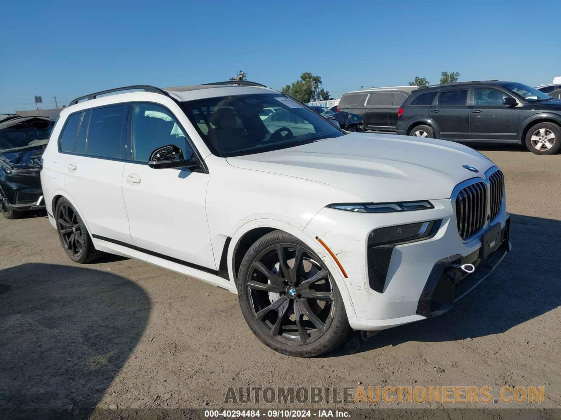 5UX23EM02P9R94985 BMW X7 2023