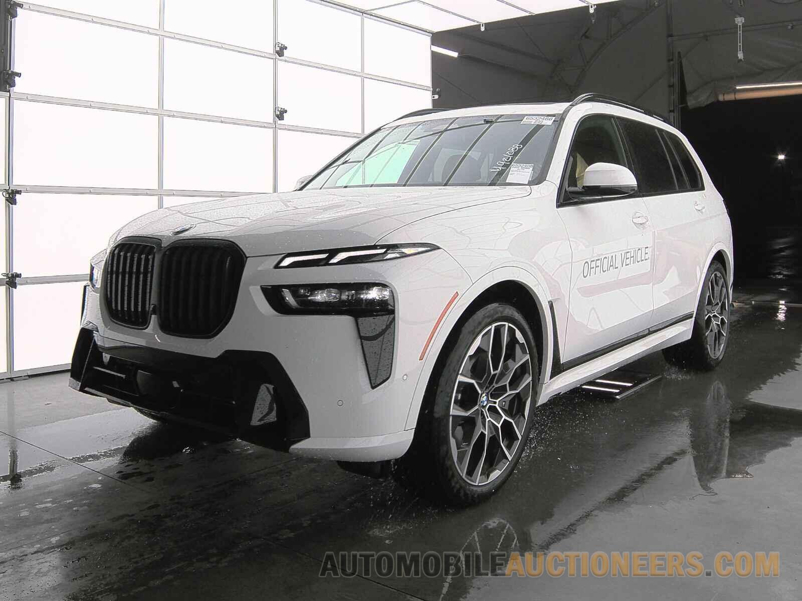 5UX23EM02R9S60379 BMW X7 2024