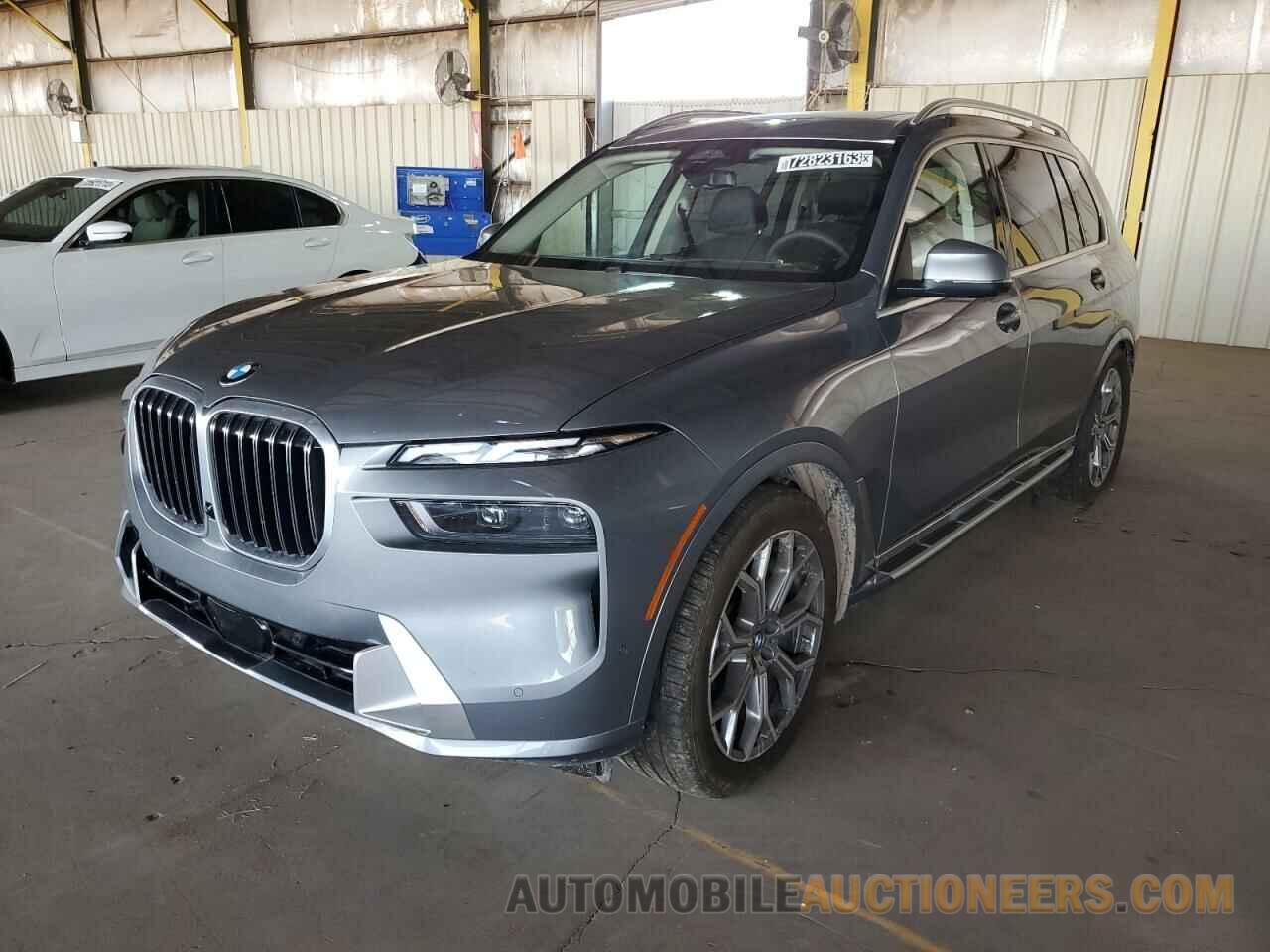 5UX23EM02R9T20001 BMW X7 2024