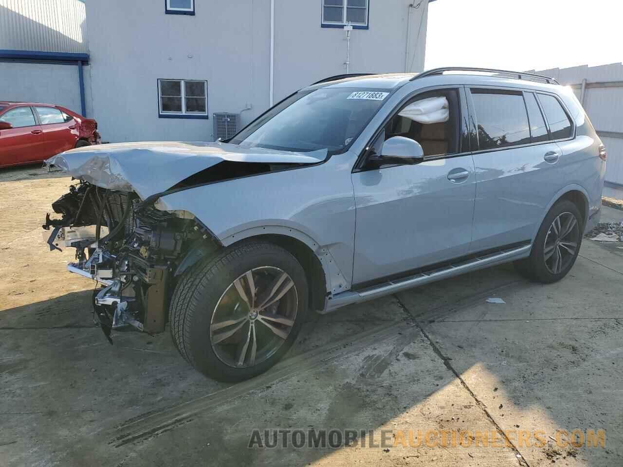 5UX23EM02R9U22270 BMW X7 2024