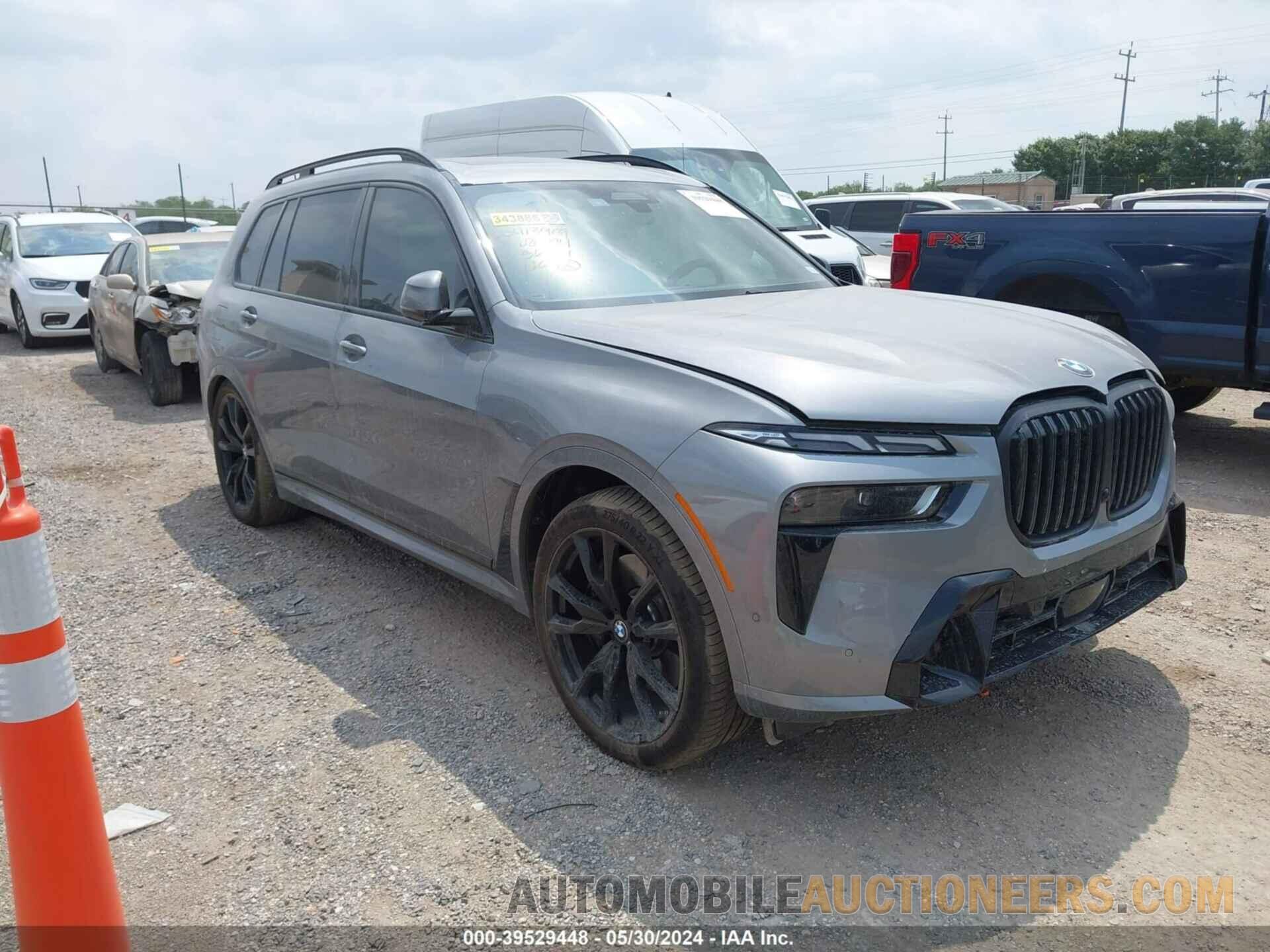 5UX23EM02R9U84994 BMW X7 2024