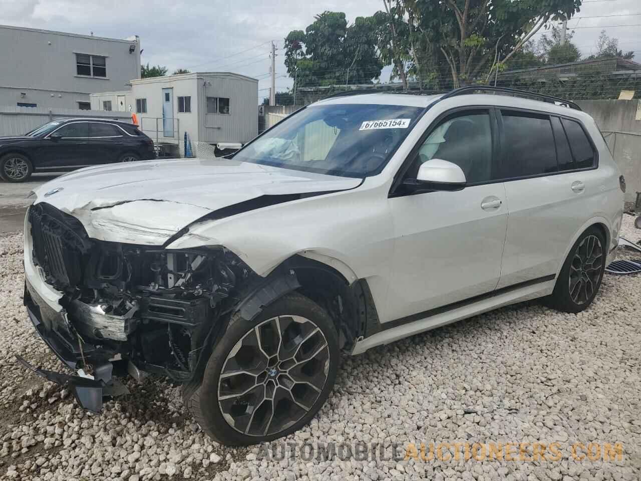 5UX23EM03P9P67935 BMW X7 2023