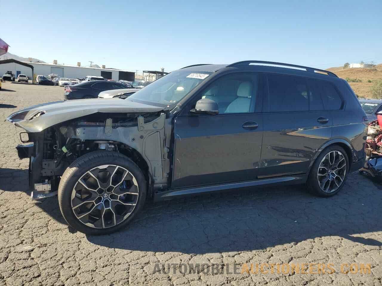 5UX23EM03P9R76673 BMW X7 2023