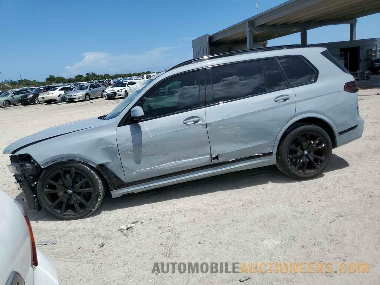 5UX23EM03P9S06067 BMW X7 2023