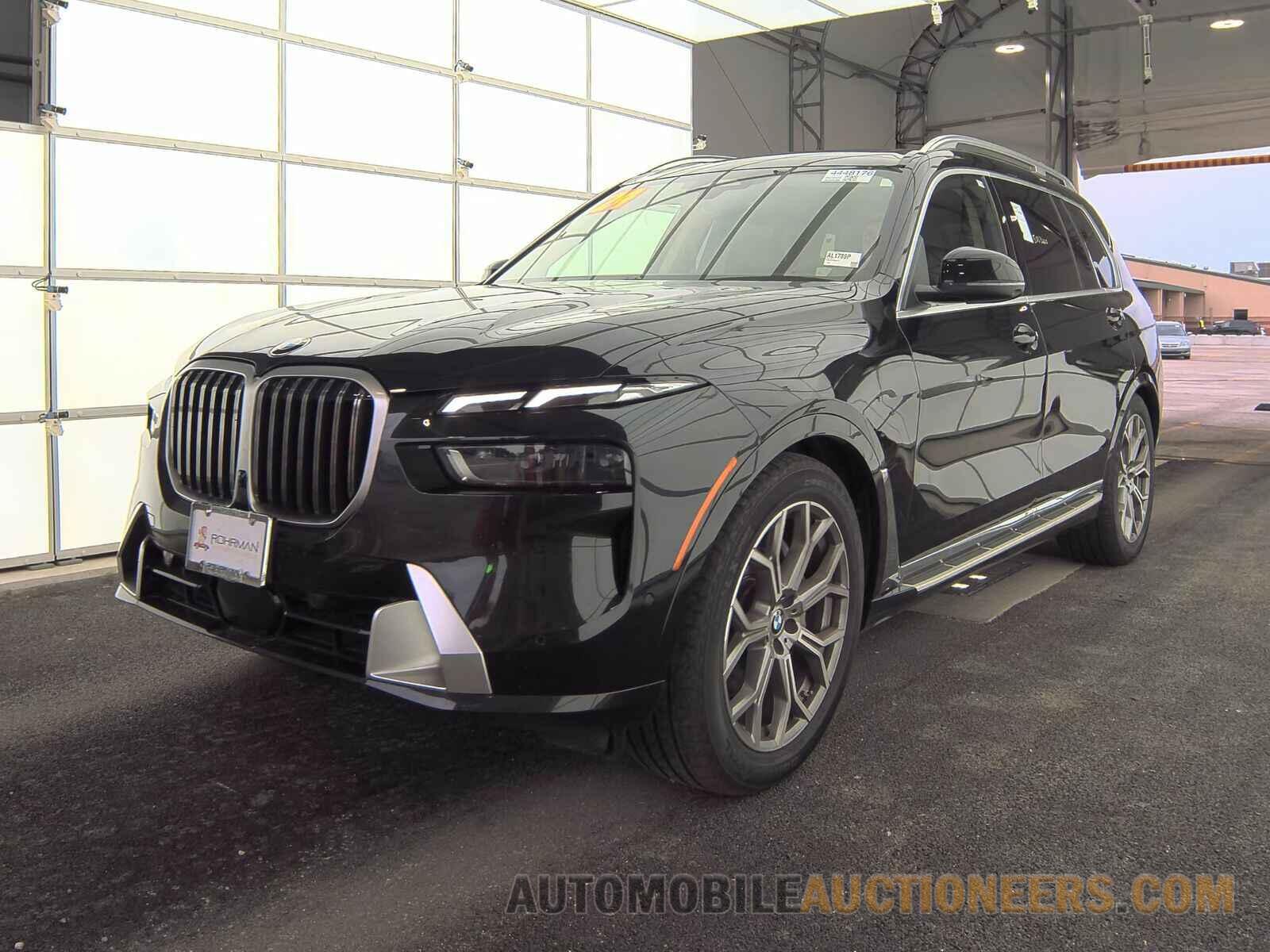 5UX23EM03R9S60777 BMW X7 2024