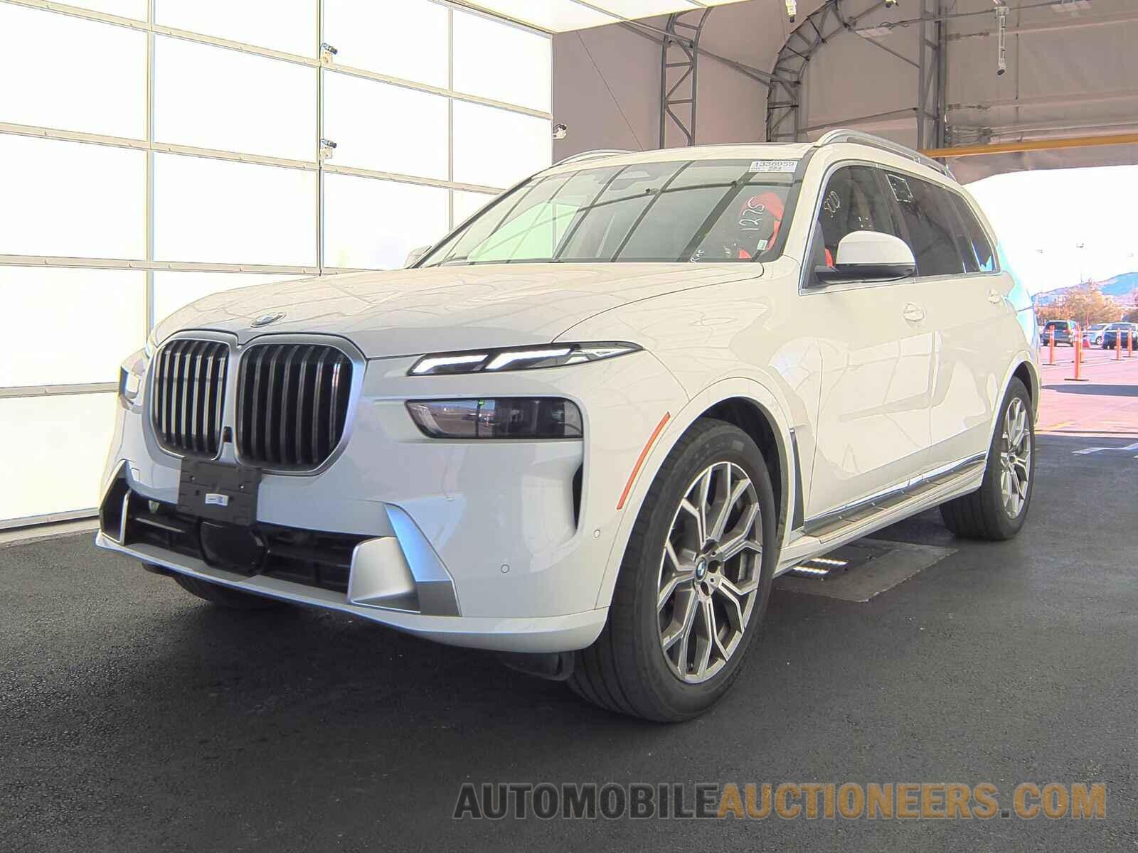 5UX23EM03R9T81275 BMW X7 2024