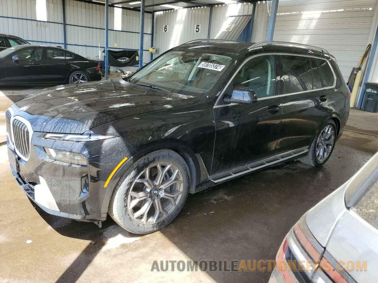 5UX23EM03R9V05352 BMW X7 2024