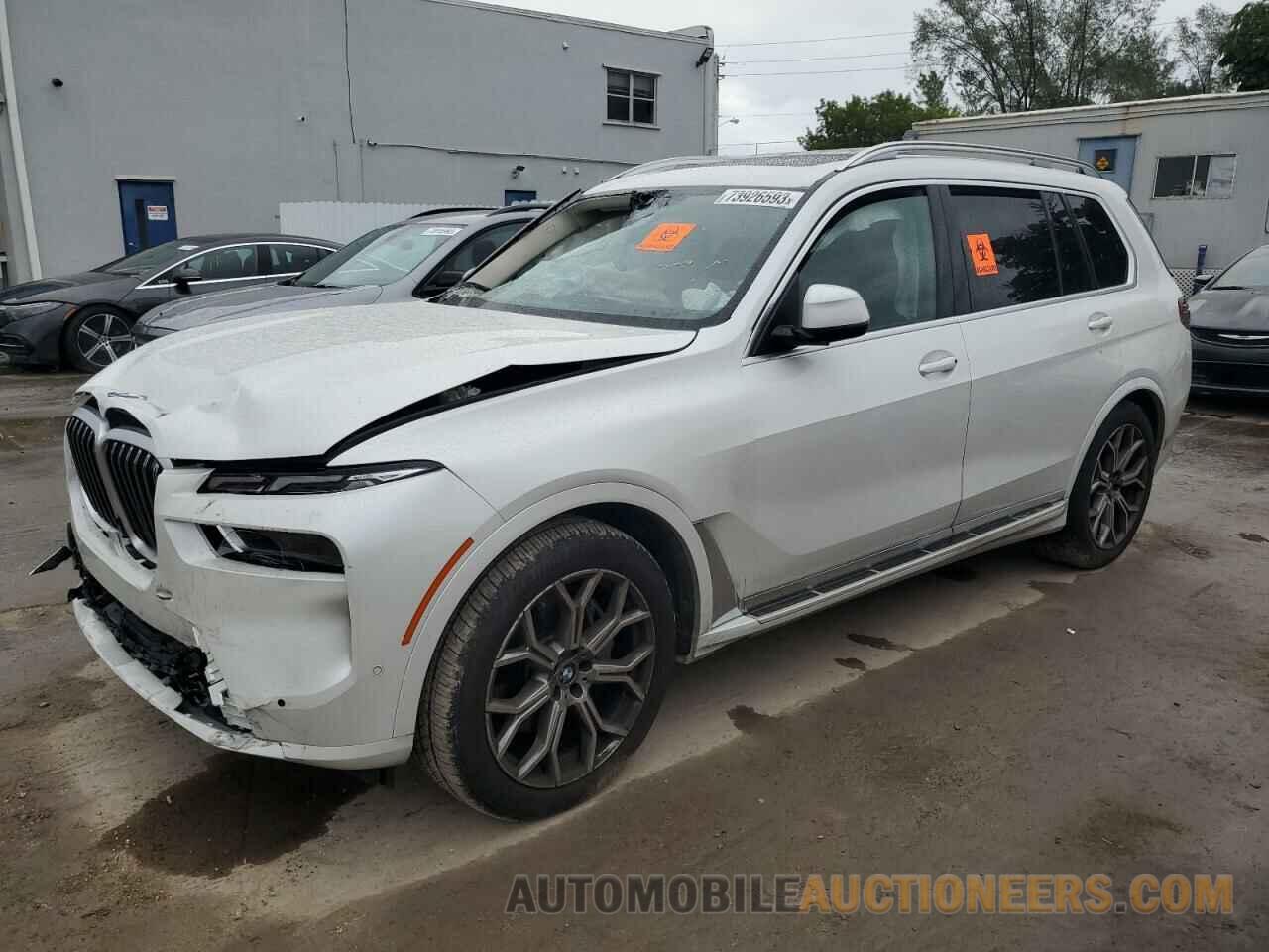 5UX23EM04R9T65165 BMW X7 2024