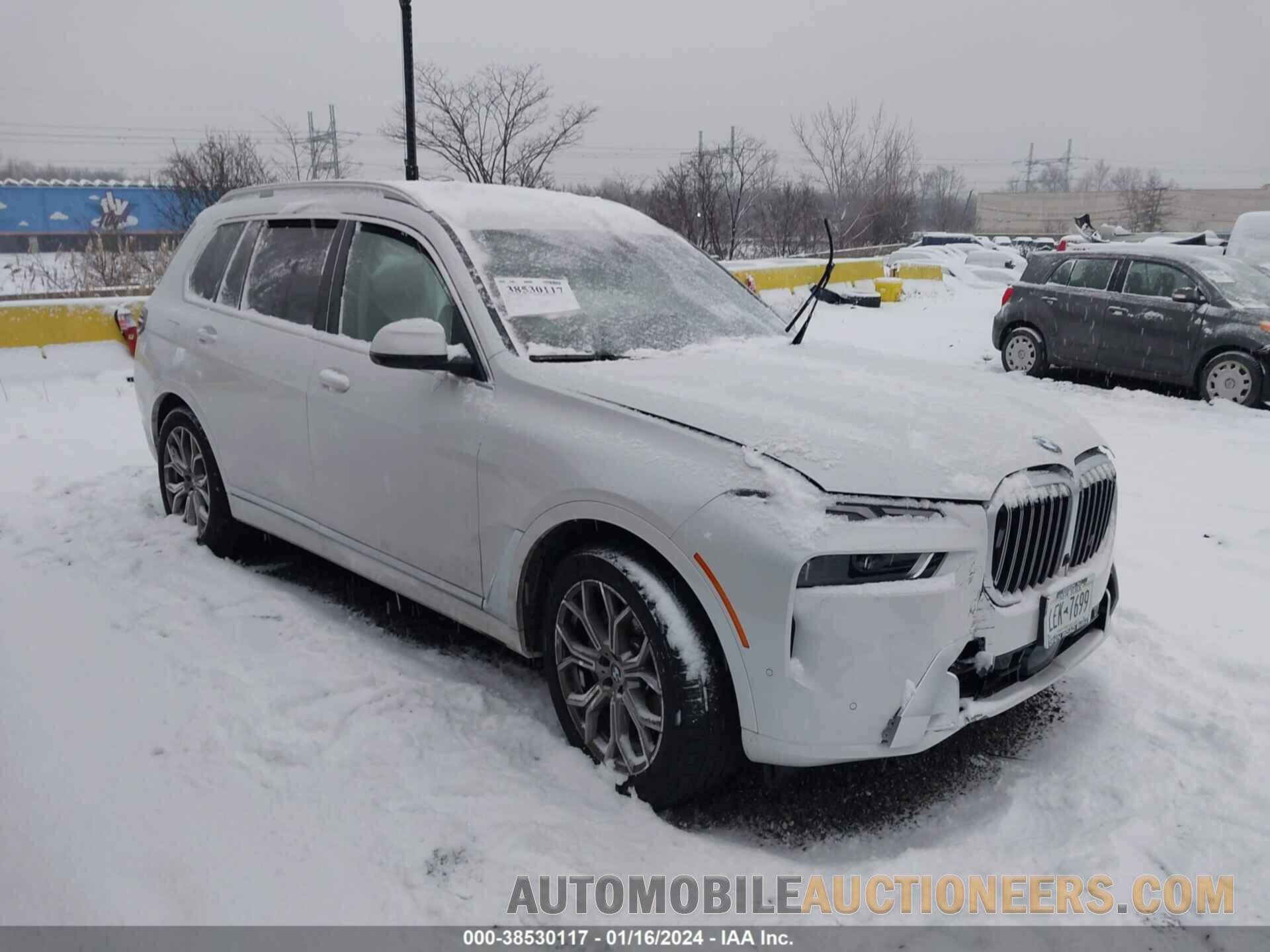 5UX23EM05R9T82900 BMW X7 2024