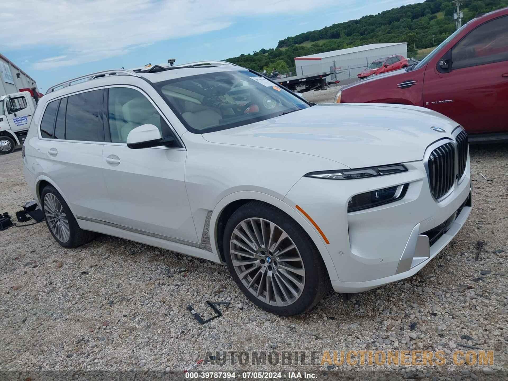 5UX23EM06R9U22045 BMW X7 2024