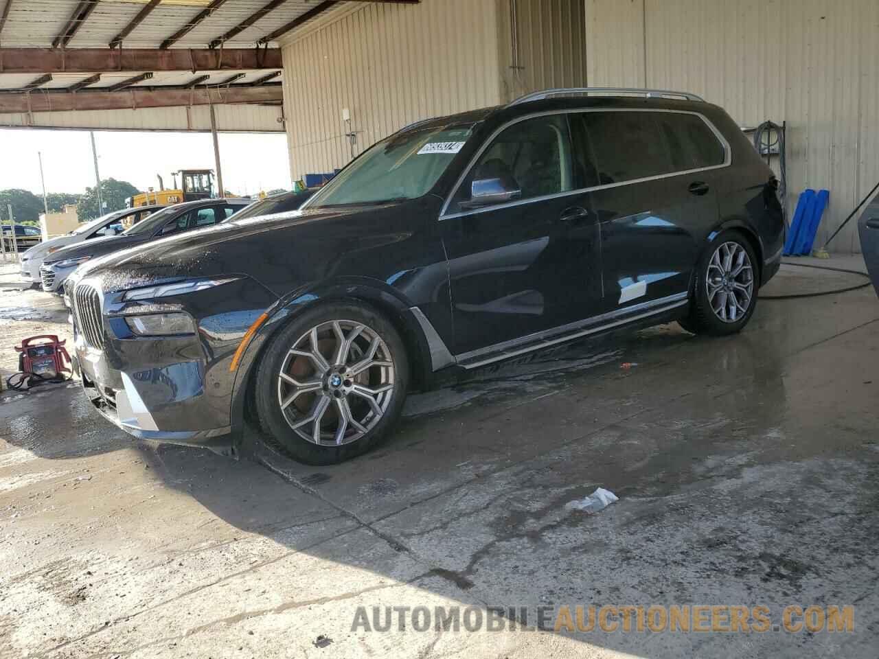 5UX23EM06R9U35409 BMW X7 2024